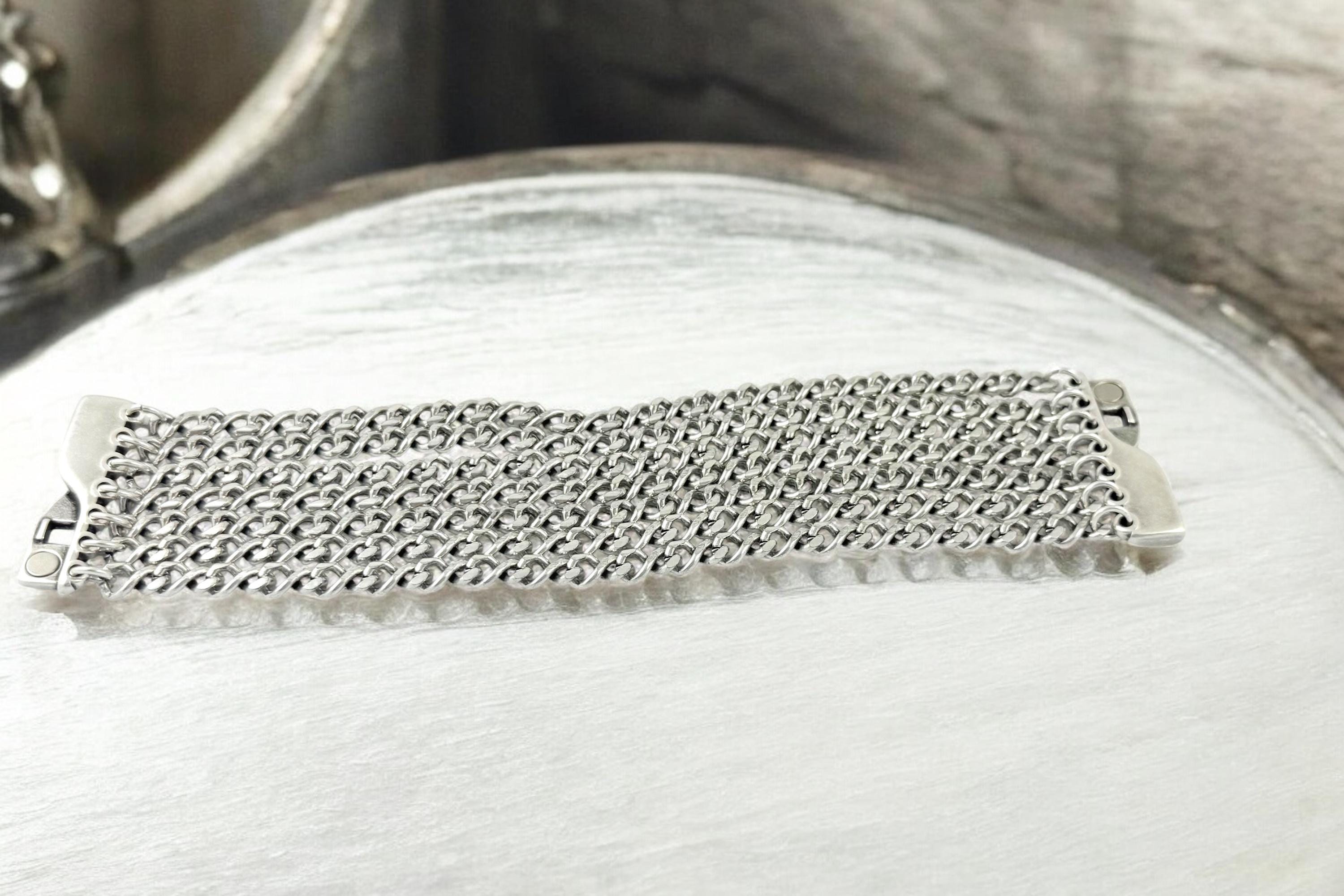 Pulsera de cadena gruesa de plata de varias hebras con eslabones infinitos en espiral y cierre magnético - Joyería Kukuri