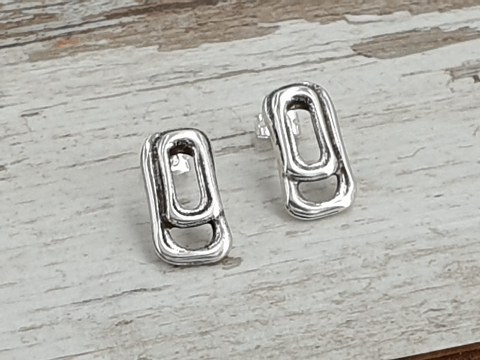 Chunky Silver Chain-Link Earrings – Modern Geometric Design – Kukuri Jewelry