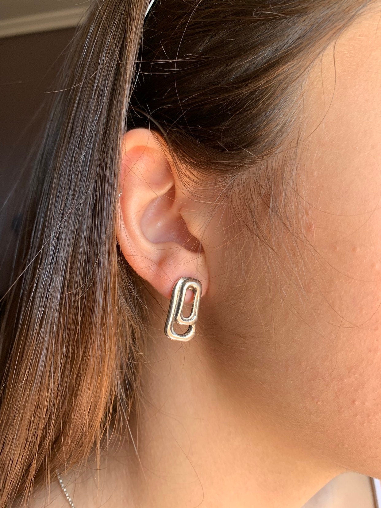 Chunky Silver Chain-Link Earrings – Modern Geometric Design – Kukuri Jewelry