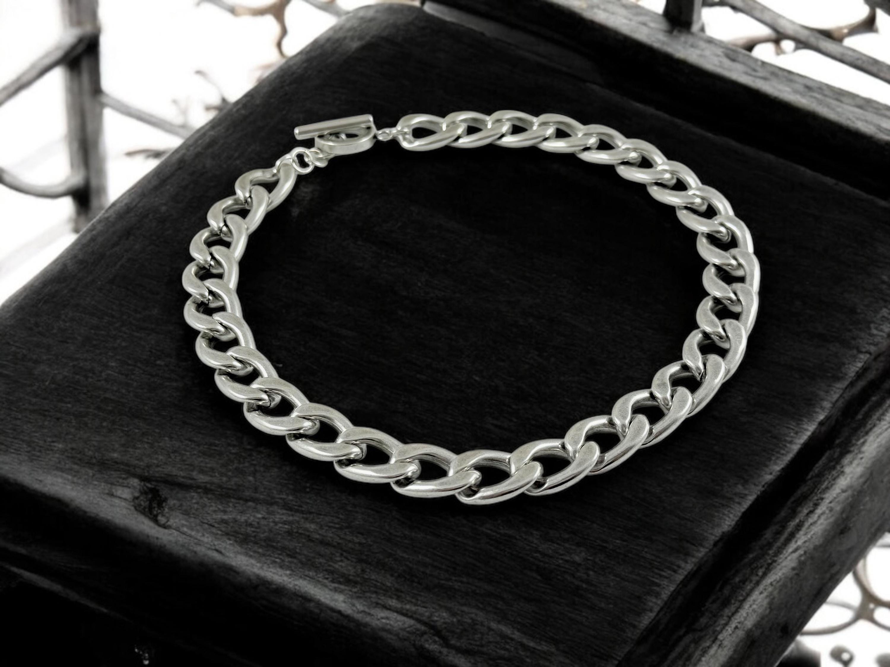 Chunky Cuban Chain Necklace – Lightweight Silver-Plated Aluminum with Toggle Clasp – Bold Statement Choker