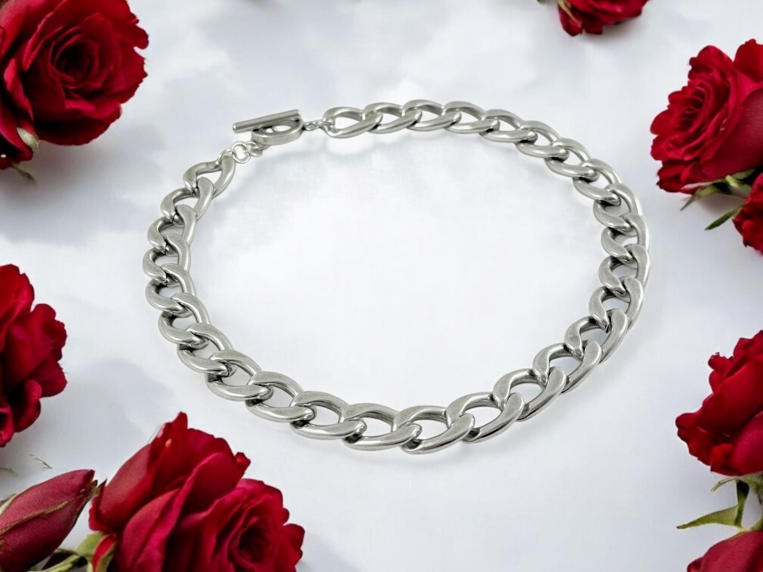 Chunky Cuban Chain Necklace – Lightweight Silver-Plated Aluminum with Toggle Clasp – Bold Statement Choker