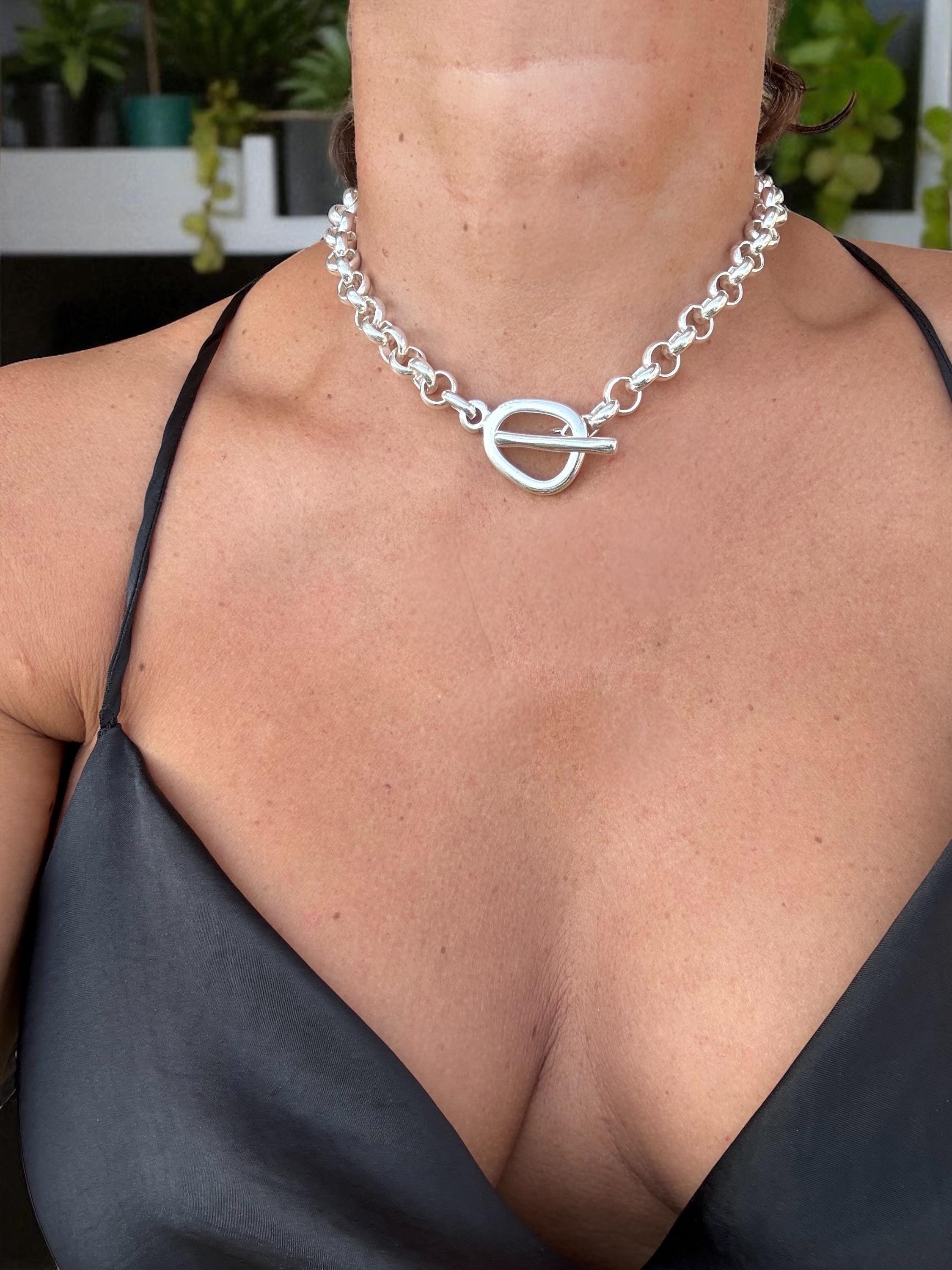 Chunky Silver Rolo Chain Choker Necklace – Bold Silver-Plated Statement Jewelry with Toggle Clasp -