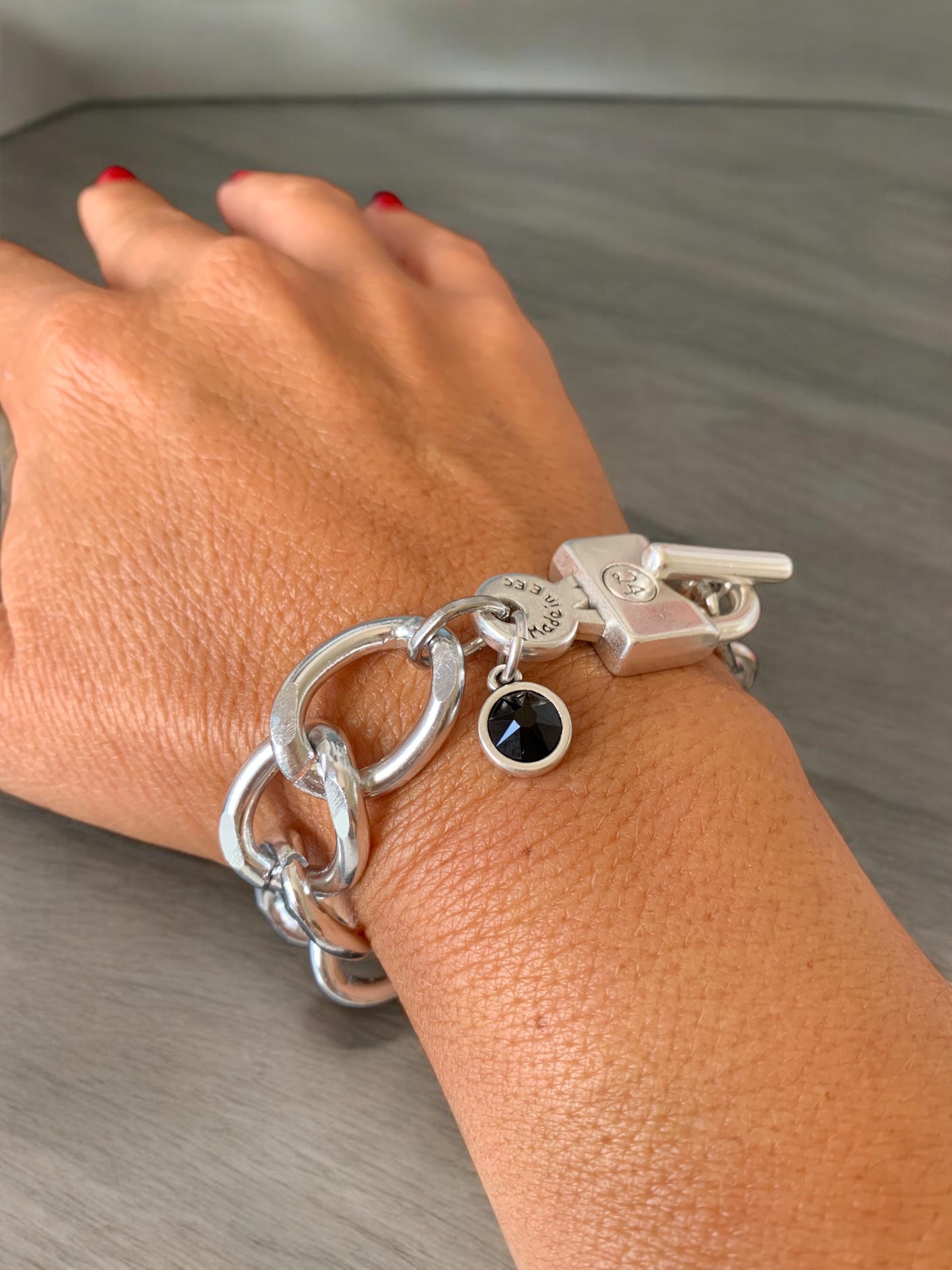 Chunky Cuban Chain Bracelet with Padlock Toggle Clasp & Swarovski Charm – Lightweight Aluminum – Custom Fit – 8 Crystal Colors