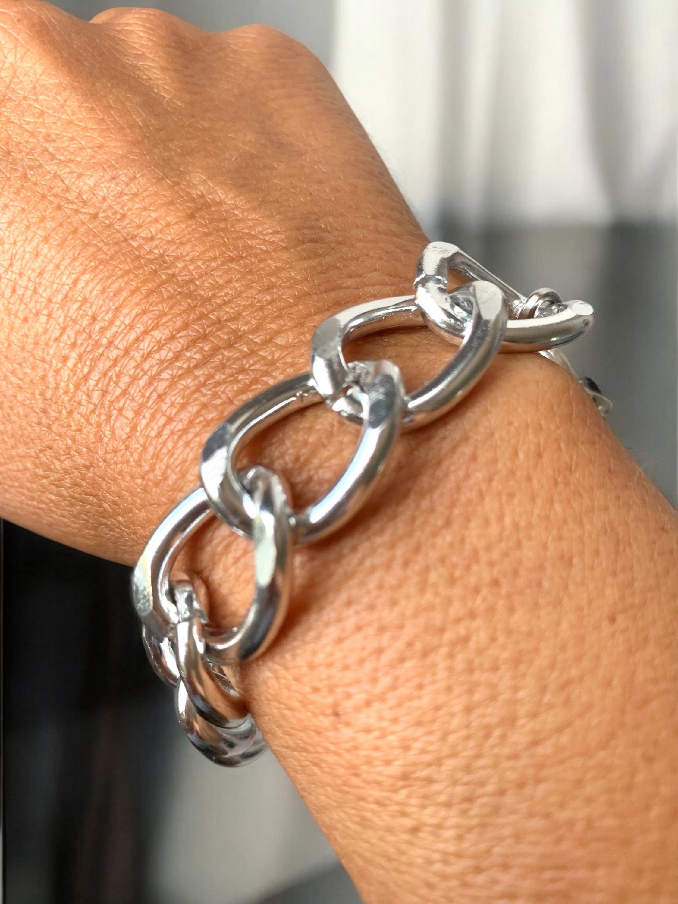 Chunky Cuban Chain Bracelet with Padlock Toggle Clasp & Swarovski Charm – Lightweight Aluminum – Custom Fit – 8 Crystal Colors