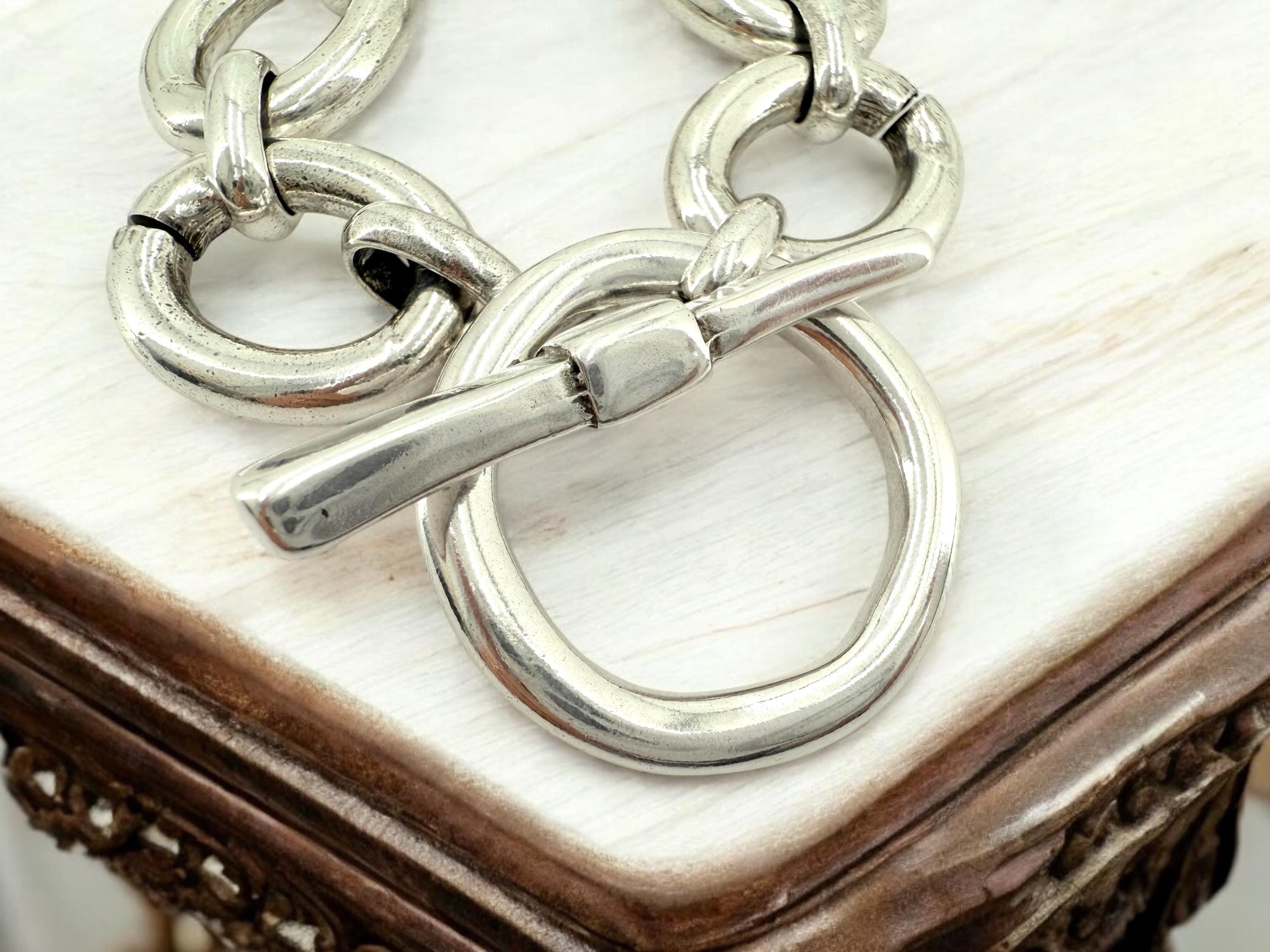 Chunky silver bracelet, bold toggle bracelet, thick chain bracelet, reversible bracelet, uno de 50 style, lightweight bracelet, women gift