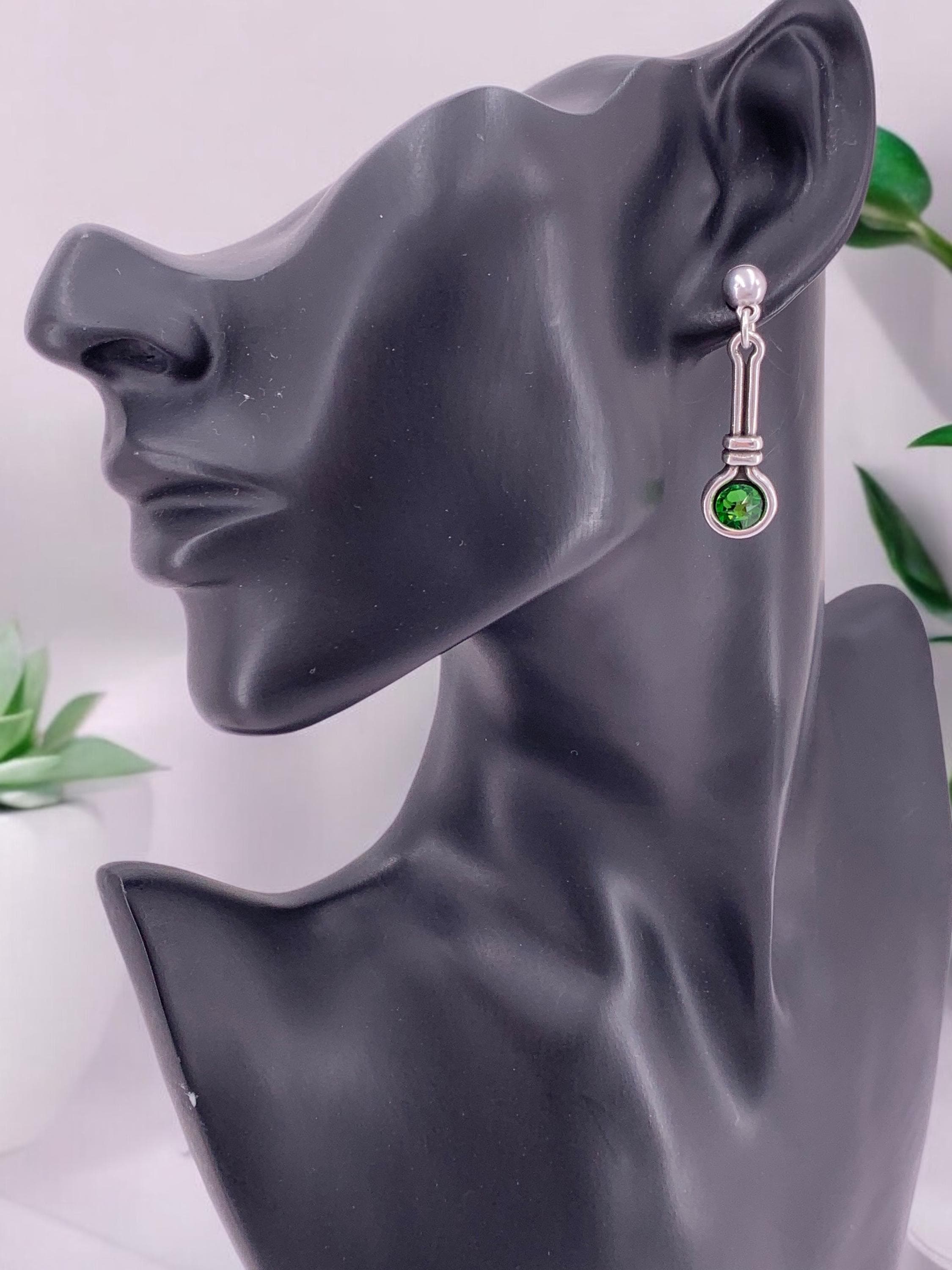 Silver dangling earrings with Swarovski crystal, stunning medium size earring, dangle earrings, uno de 50 style, valentines gift for her
