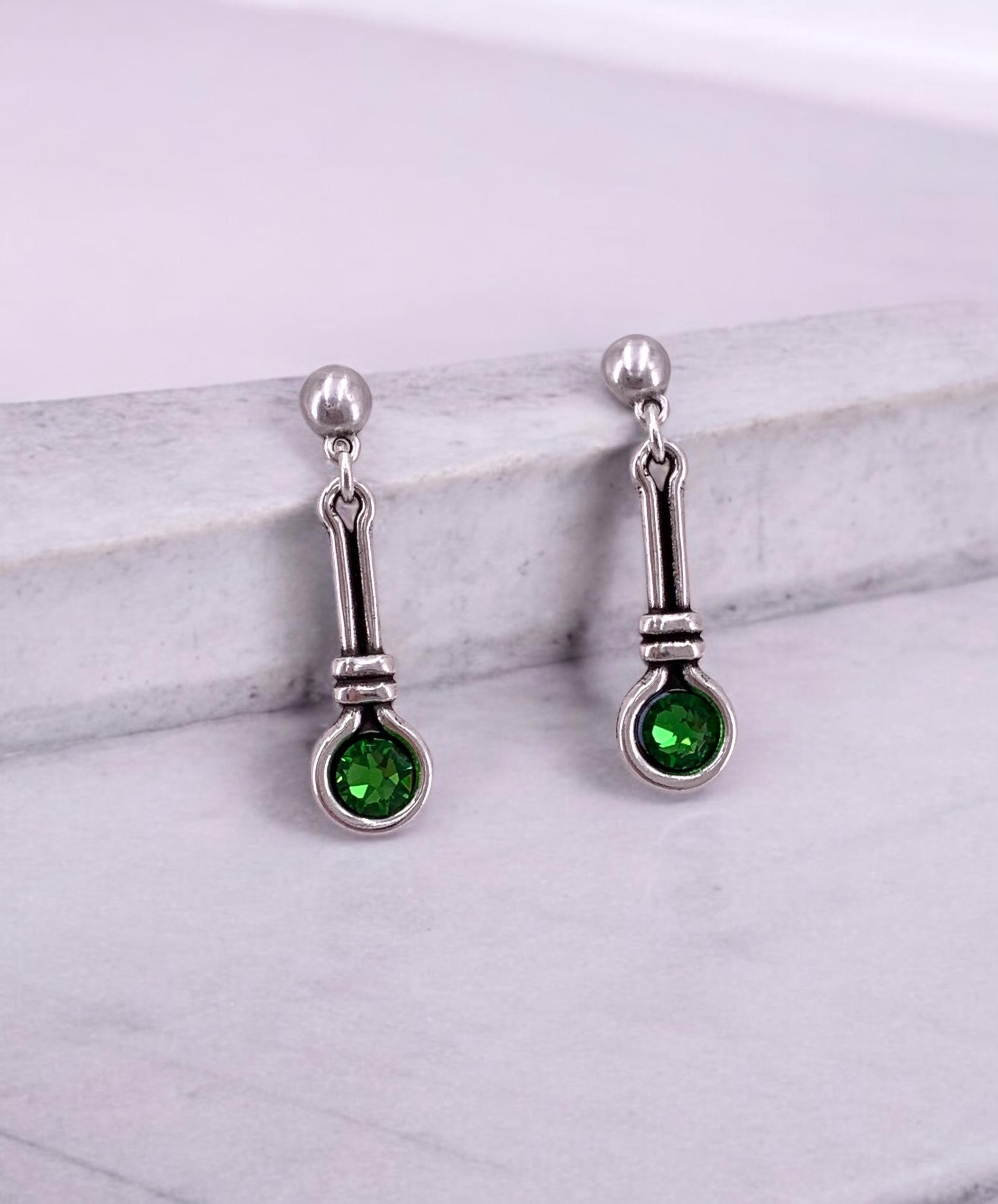 Silver dangling earrings with Swarovski crystal, stunning medium size earring, dangle earrings, uno de 50 style, valentines gift for her