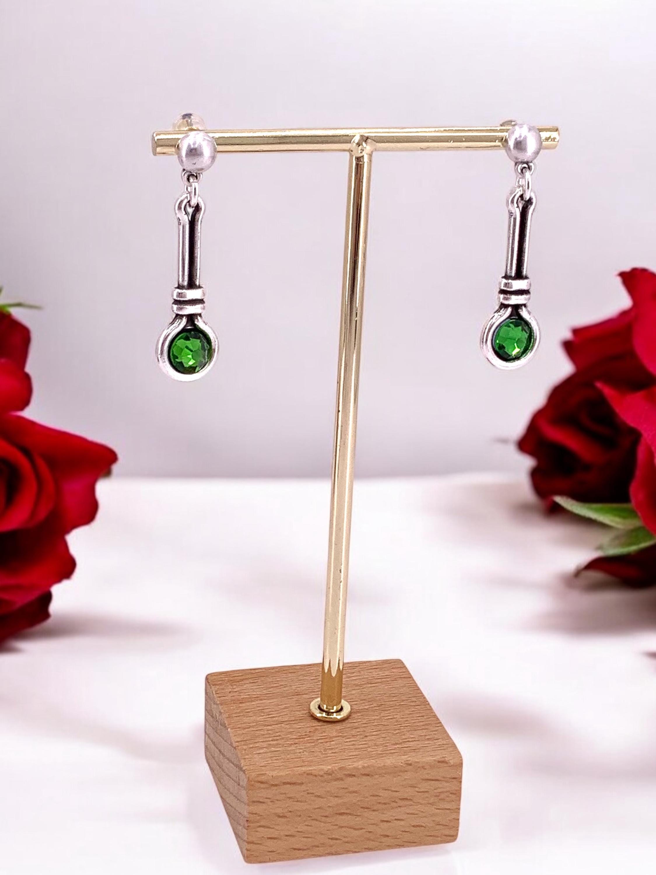 Silver dangling earrings with Swarovski crystal, stunning medium size earring, dangle earrings, uno de 50 style, valentines gift for her