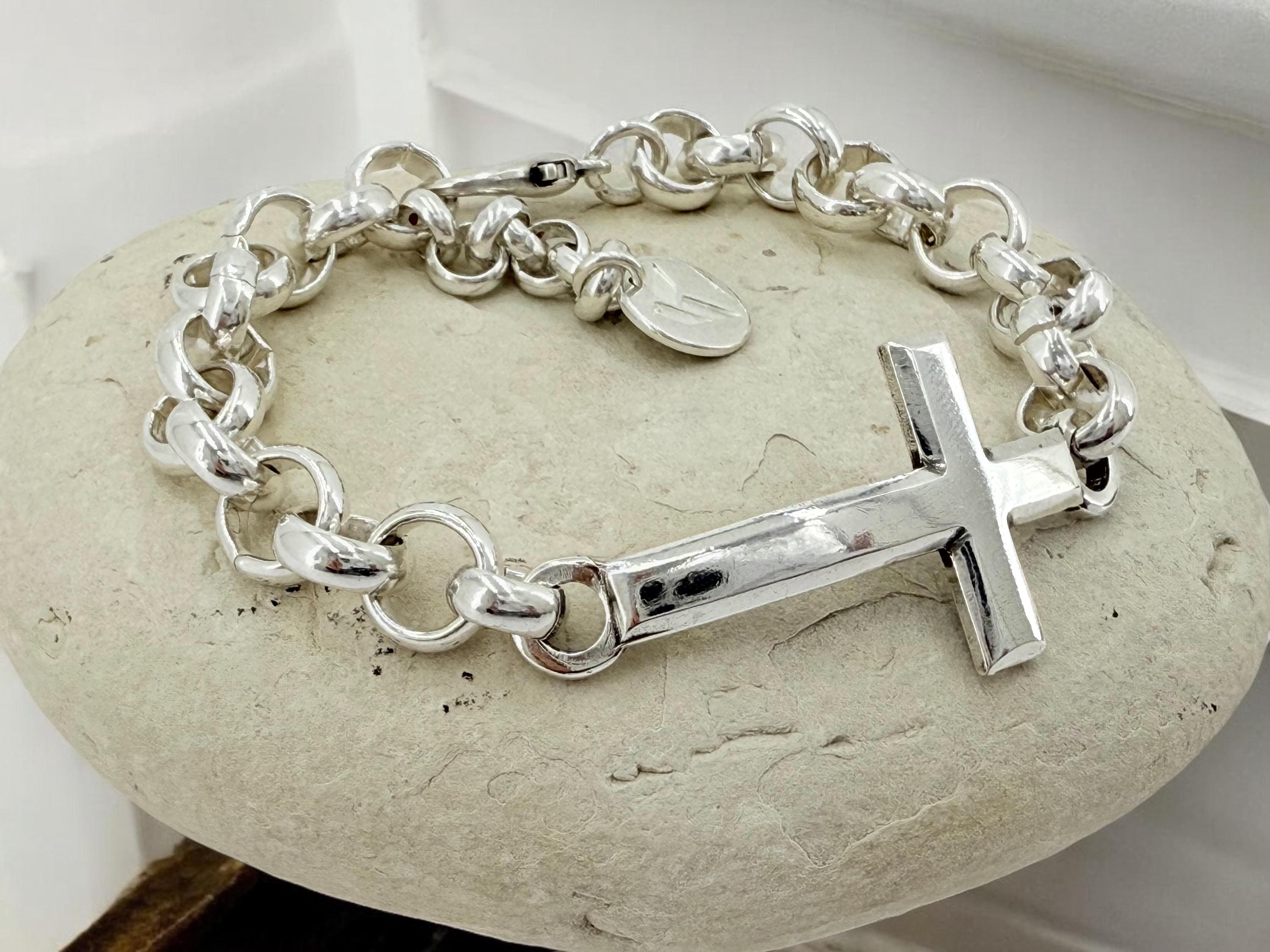 Central cross silver plated rolo chain chunky bracelet - handmade jewelry