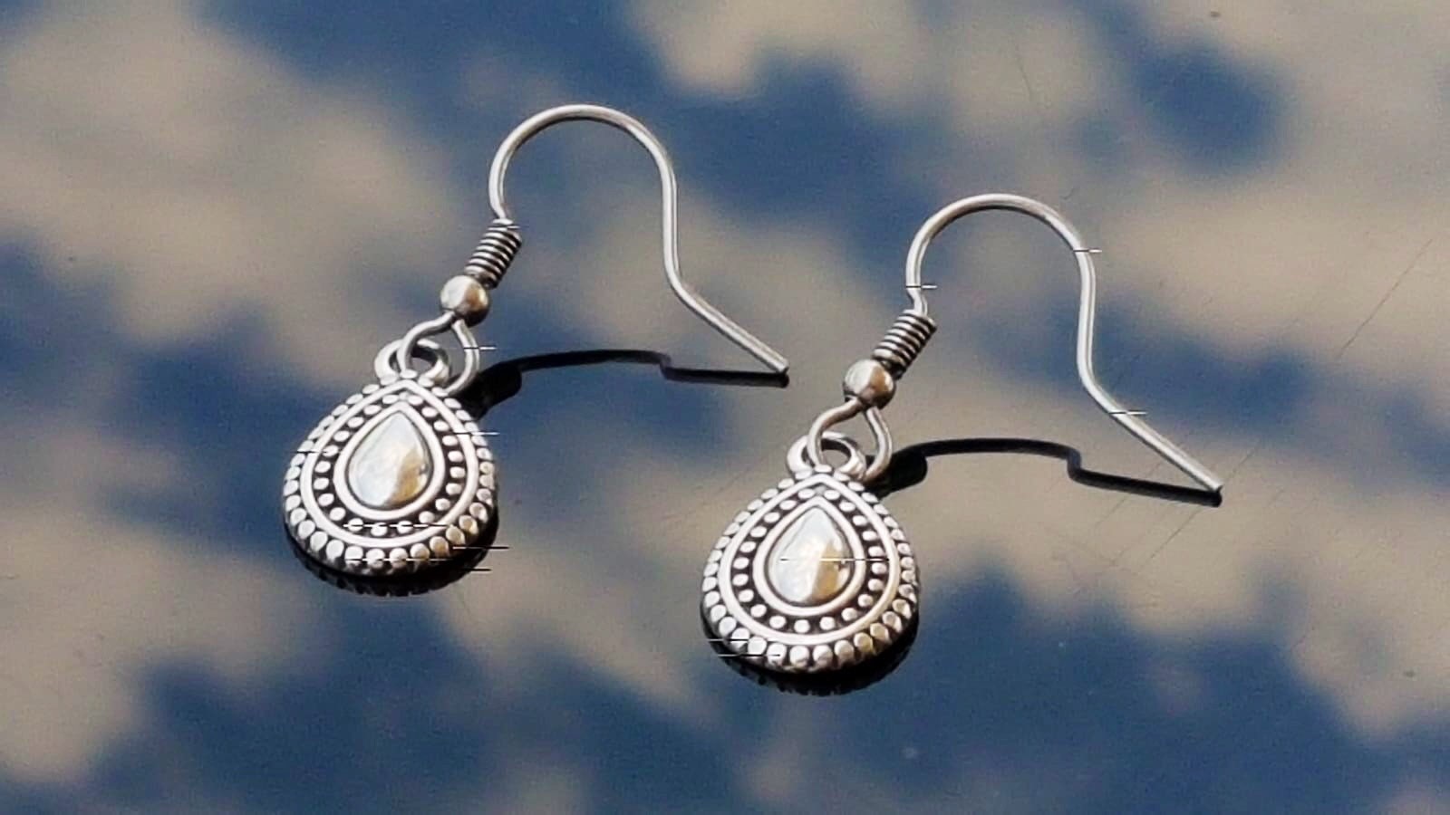 Silver dangling teardrop earrings, silver dangle earrings, turkish earrings, tribal earrings, ethnic Earrings, earrings