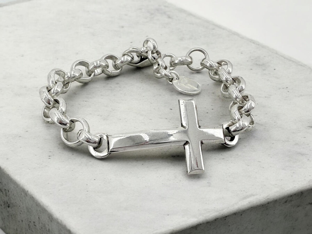 Central cross silver plated rolo chain chunky bracelet - handmade jewelry