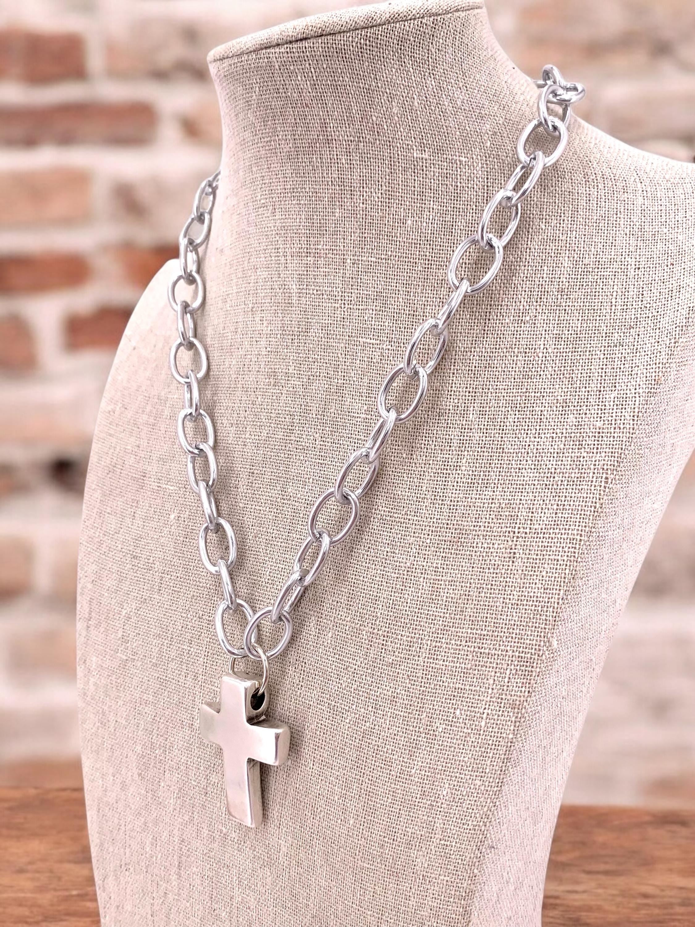 Chunky Aluminum Chain Necklace: Silver Cross Pendant, Lightweight Bold Statement