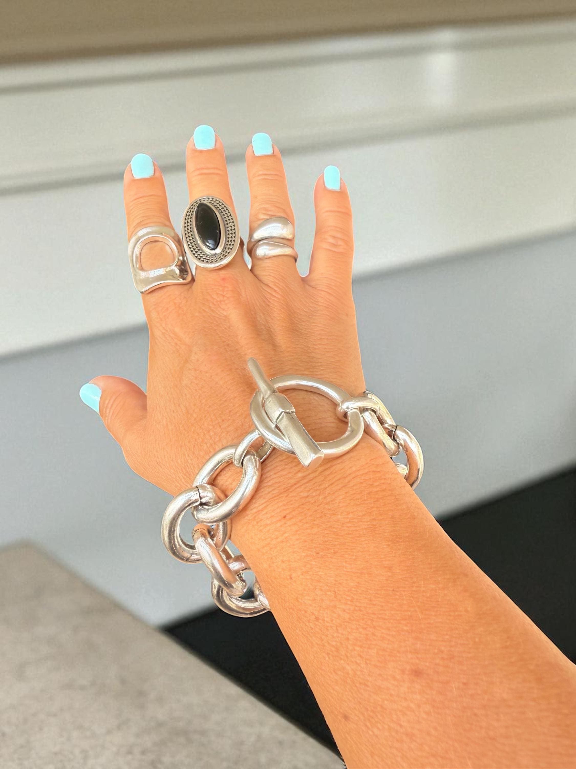 Chunky Silver Link Bracelet – Bold Statement Chain with Oversized Toggle Clasp – Sculptural Modern Jewelry