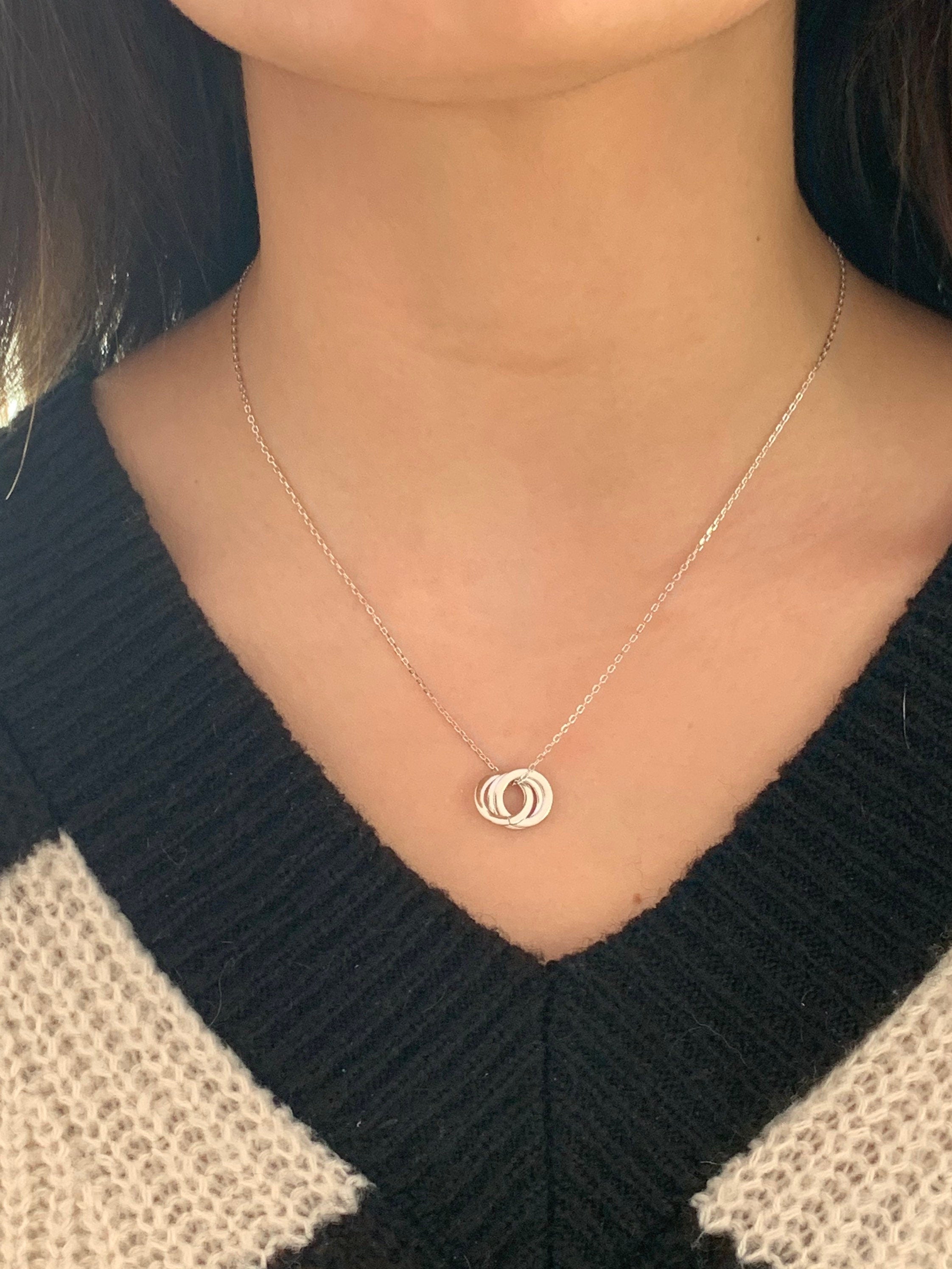 Minimalist Sterling Silver Necklace – Dainty 925 Chain with Interlocking Rings pendant – Everyday Fine Choker - 80s vintage fine choker