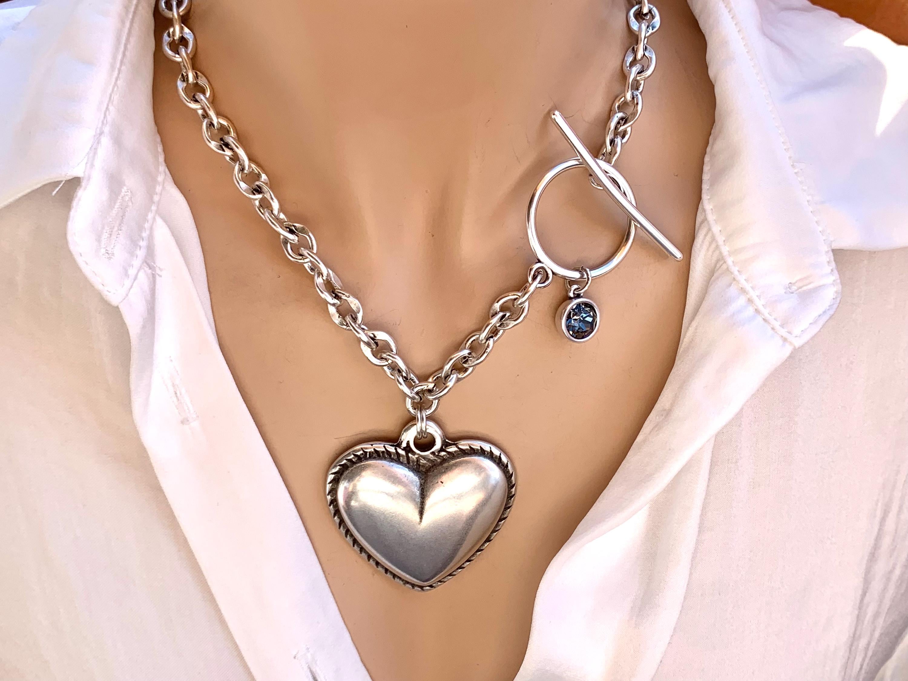 Big heart pendant chunky chain necklace, bold chain toggle clasp necklace, Swarovski necklace, voluminous heart necklace, uno de 50 style,