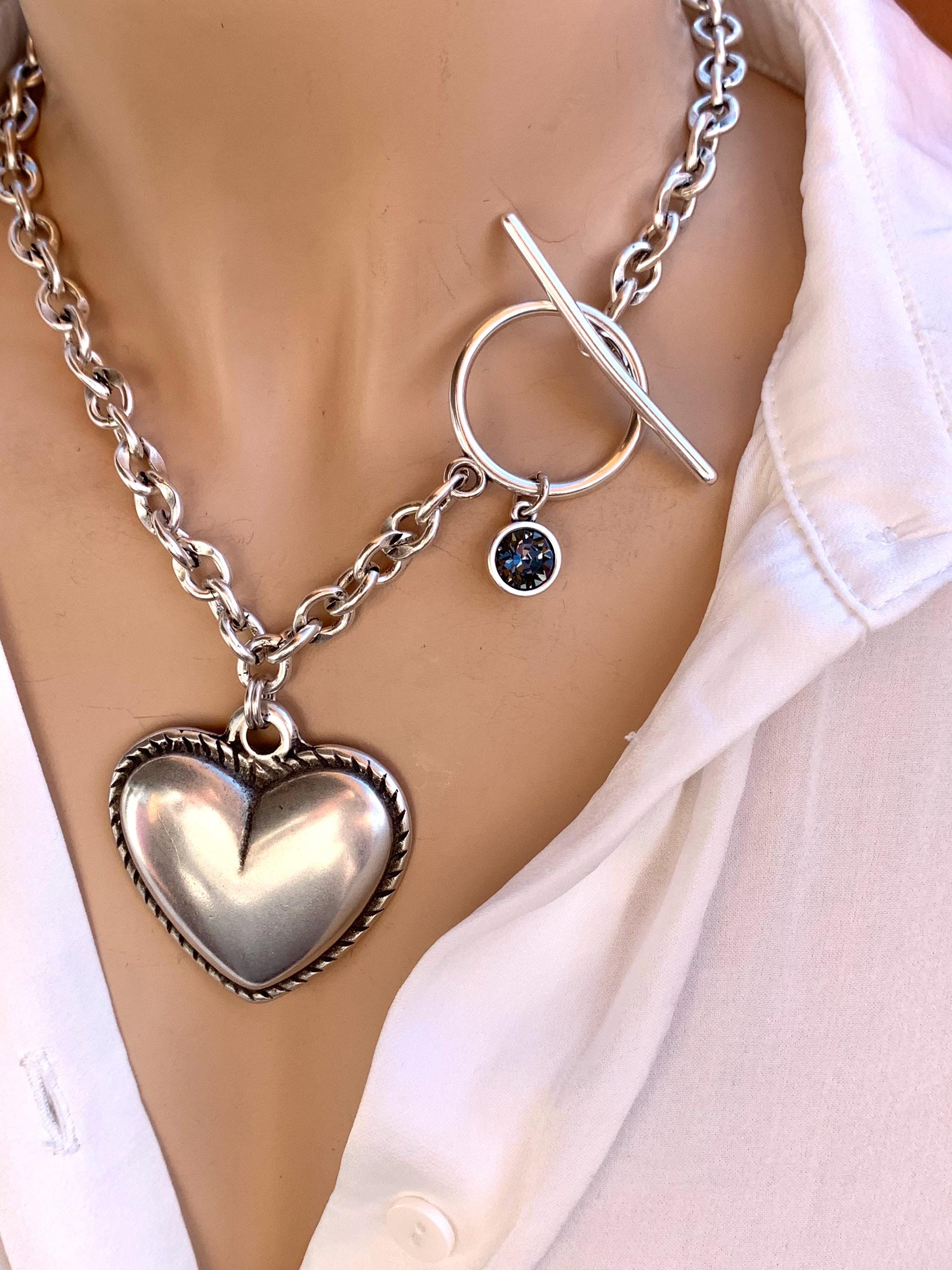 Big heart pendant chunky chain necklace, bold chain toggle clasp necklace, Swarovski necklace, voluminous heart necklace, uno de 50 style,
