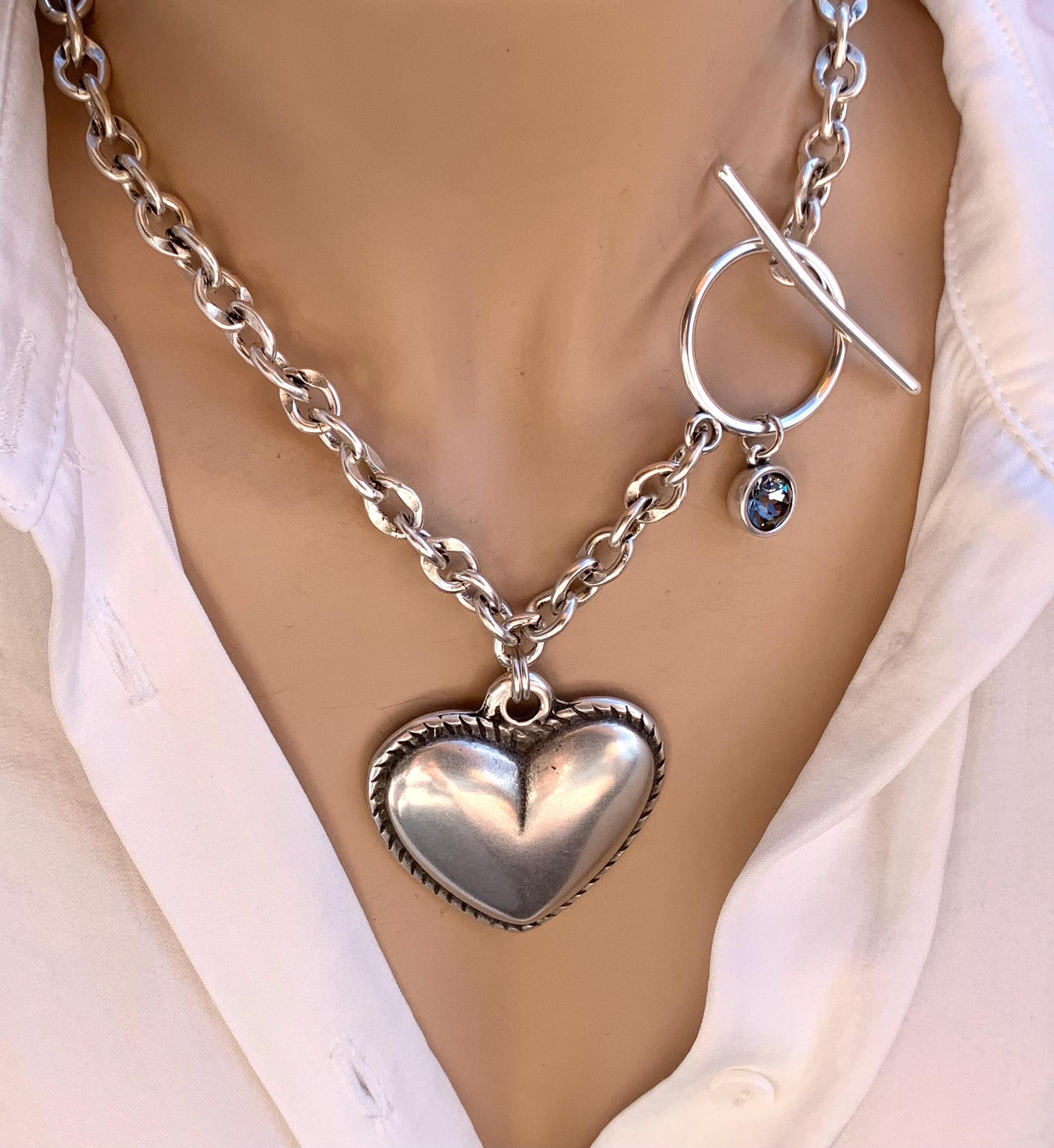 Big heart pendant chunky chain necklace, bold chain toggle clasp necklace, Swarovski necklace, voluminous heart necklace, uno de 50 style,