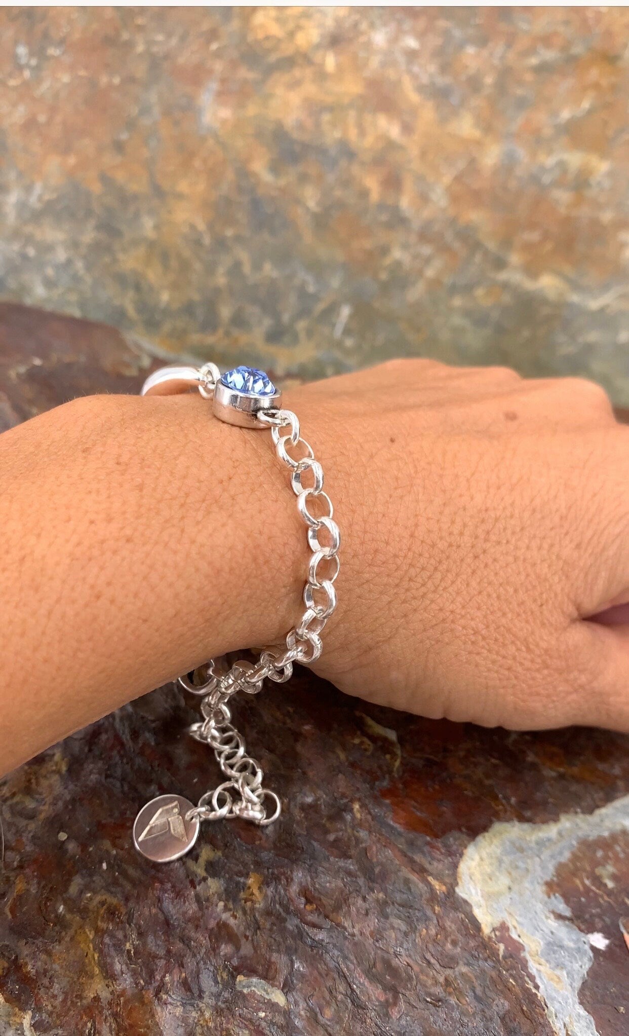 Chunky half cuff chain siver bracelet with Swarovski crystal. Chunky silver bracelet, uno de 50 style, rigid silver half cuff, half bangle