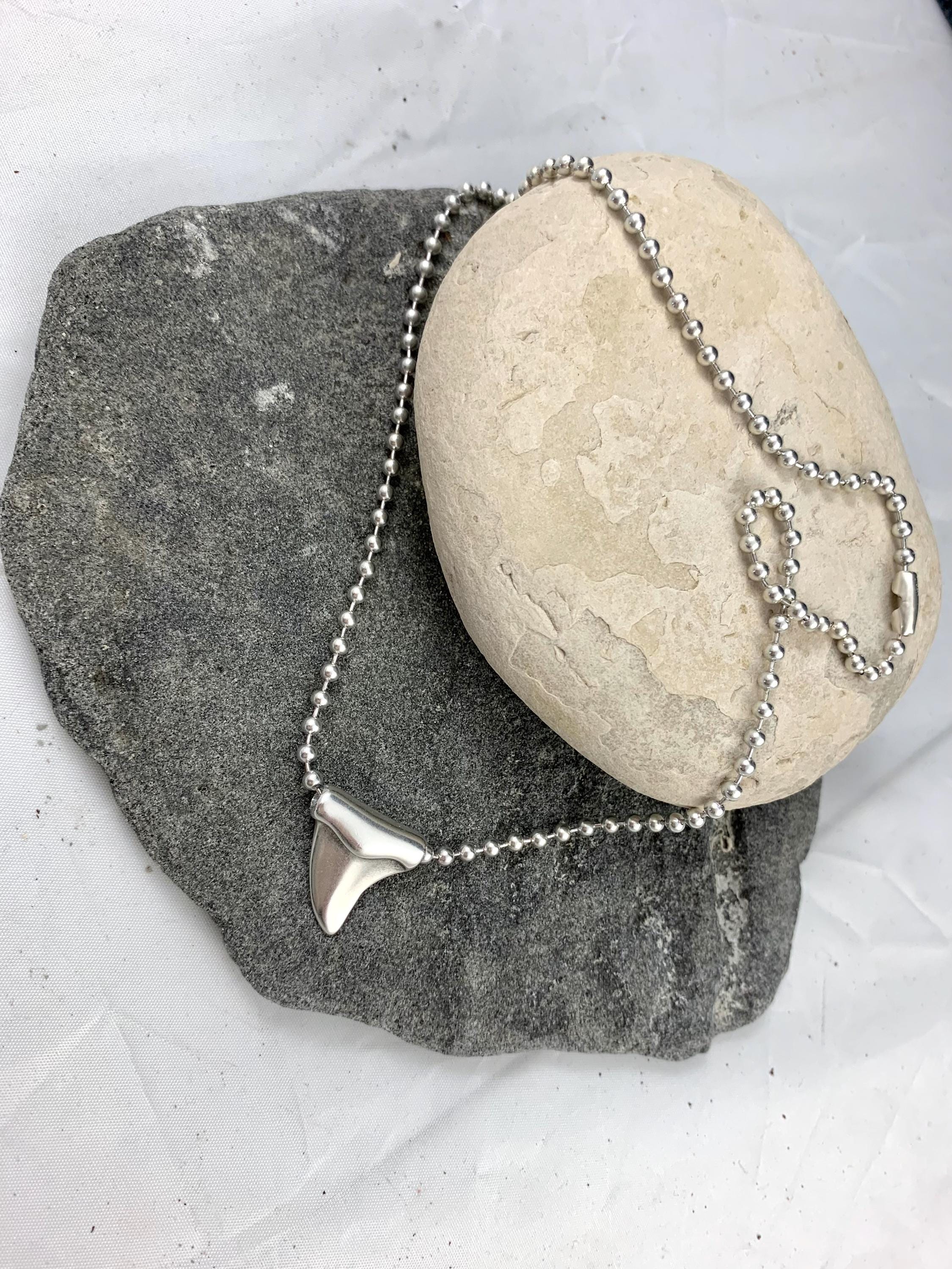 Silver balls chain necklace with shark tooh pendant, silver unisex necklace, surfers necklace, gift for him, boho men jewelry,