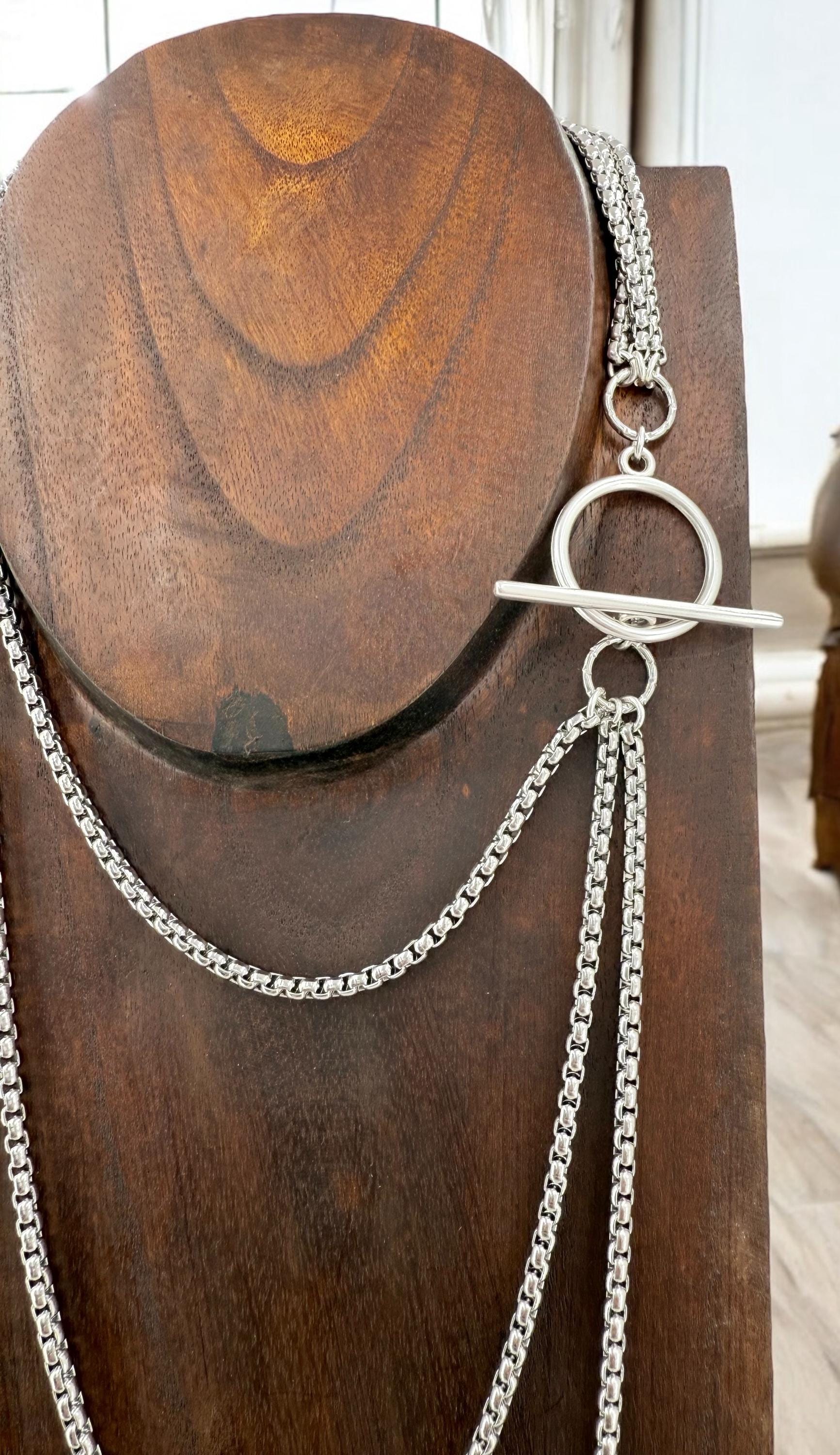 long antique silver chunky chain layering necklace, Layering silver necklace with toggle clasp, chunky chain necklace, multi strand necklace