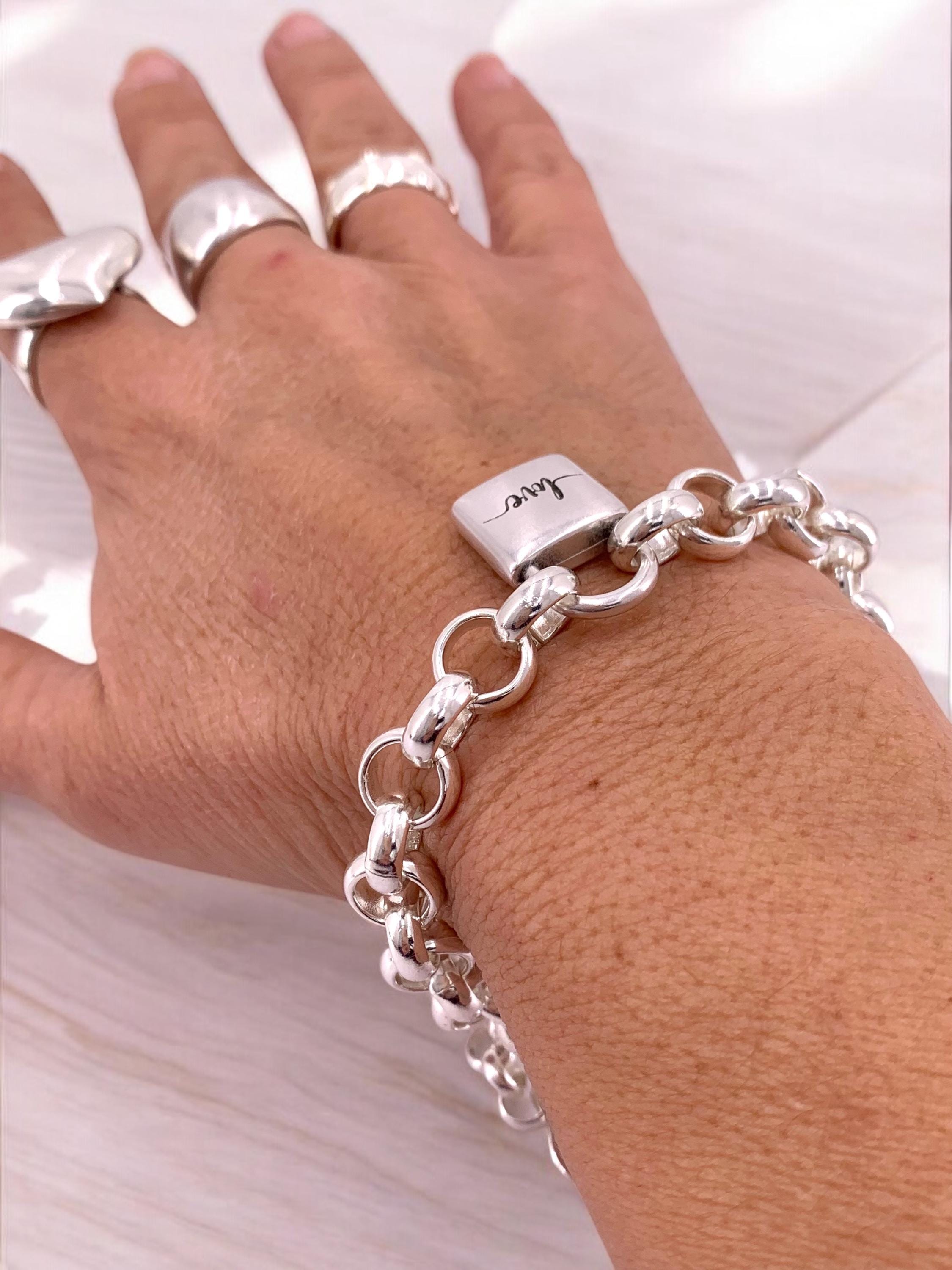 Chunky Silver chain bracelet with padlock, bold link rolo bracelet, heavyweight chain bracelet, voluminous bracelet, uno de 50 style, gift