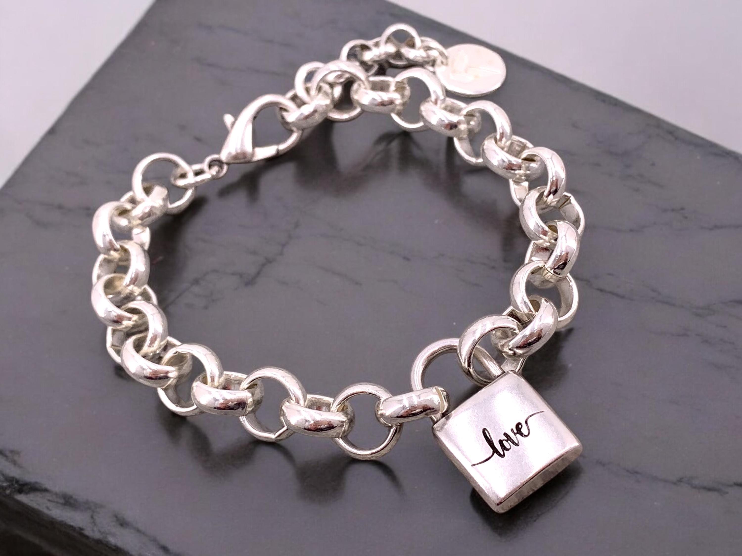 Chunky Silver chain bracelet with padlock, bold link rolo bracelet, heavyweight chain bracelet, voluminous bracelet, uno de 50 style, gift