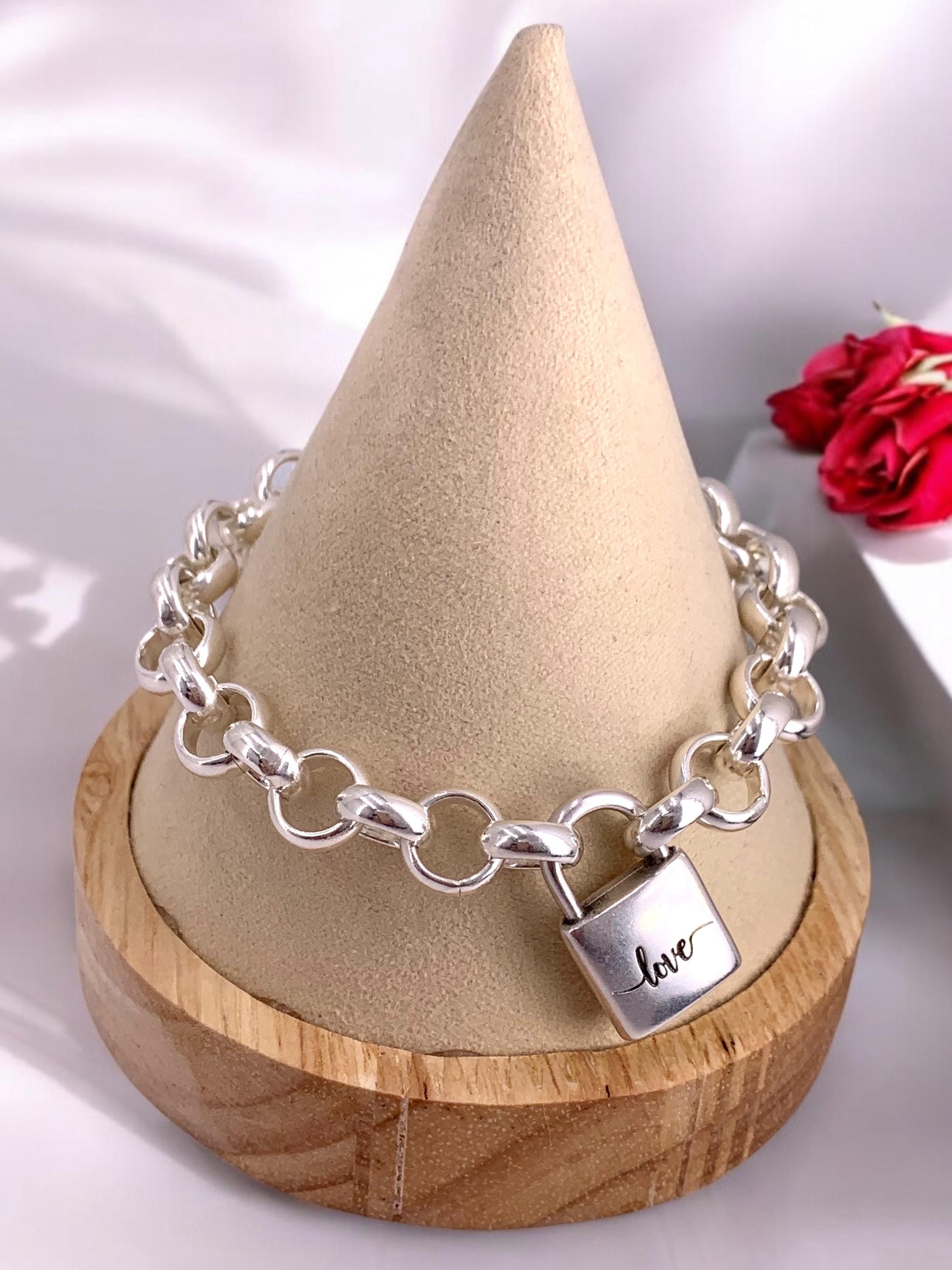 Chunky Silver chain bracelet with padlock, bold link rolo bracelet, heavyweight chain bracelet, voluminous bracelet, uno de 50 style, gift