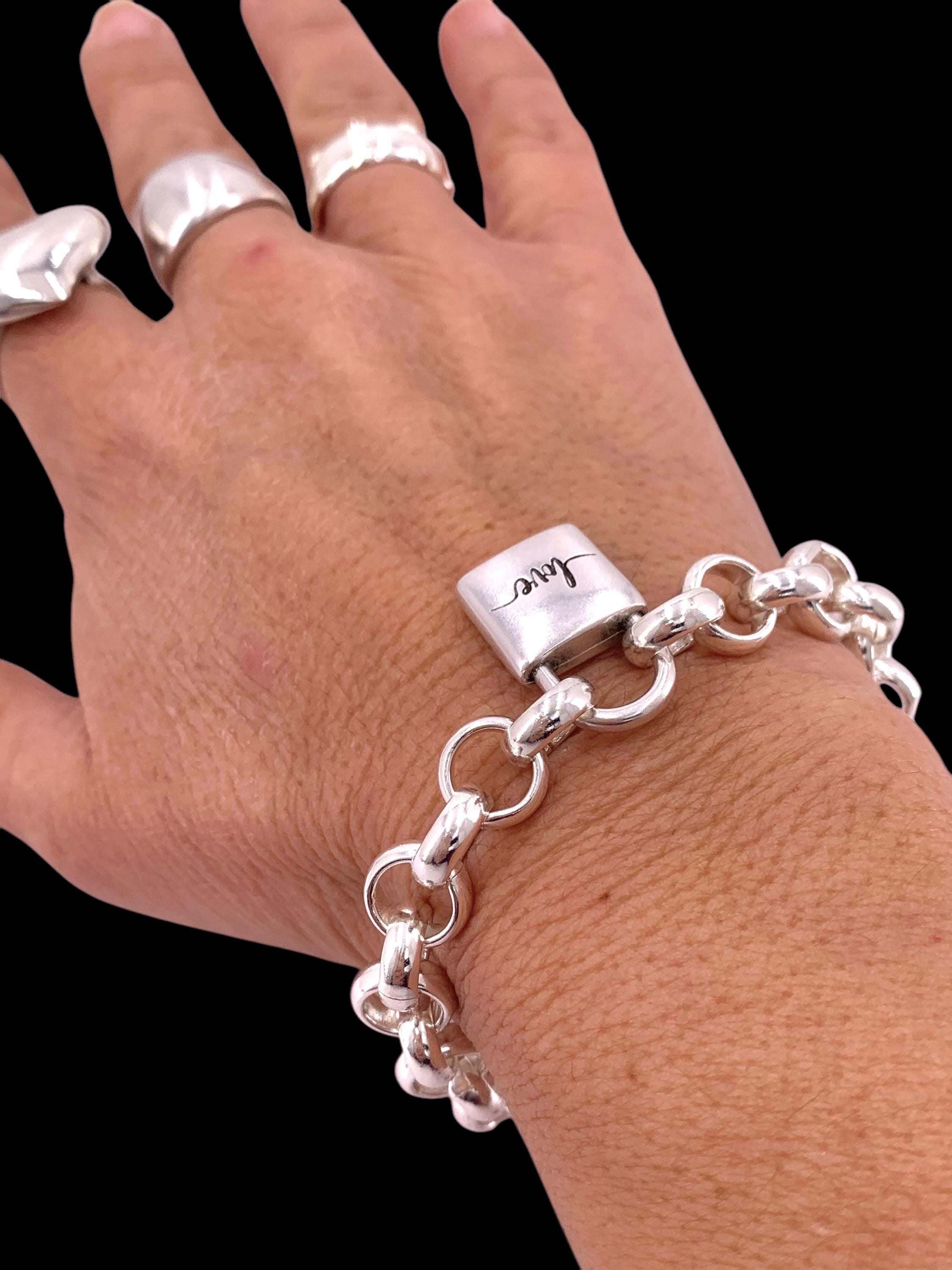 Chunky Silver chain bracelet with padlock, bold link rolo bracelet, heavyweight chain bracelet, voluminous bracelet, uno de 50 style, gift