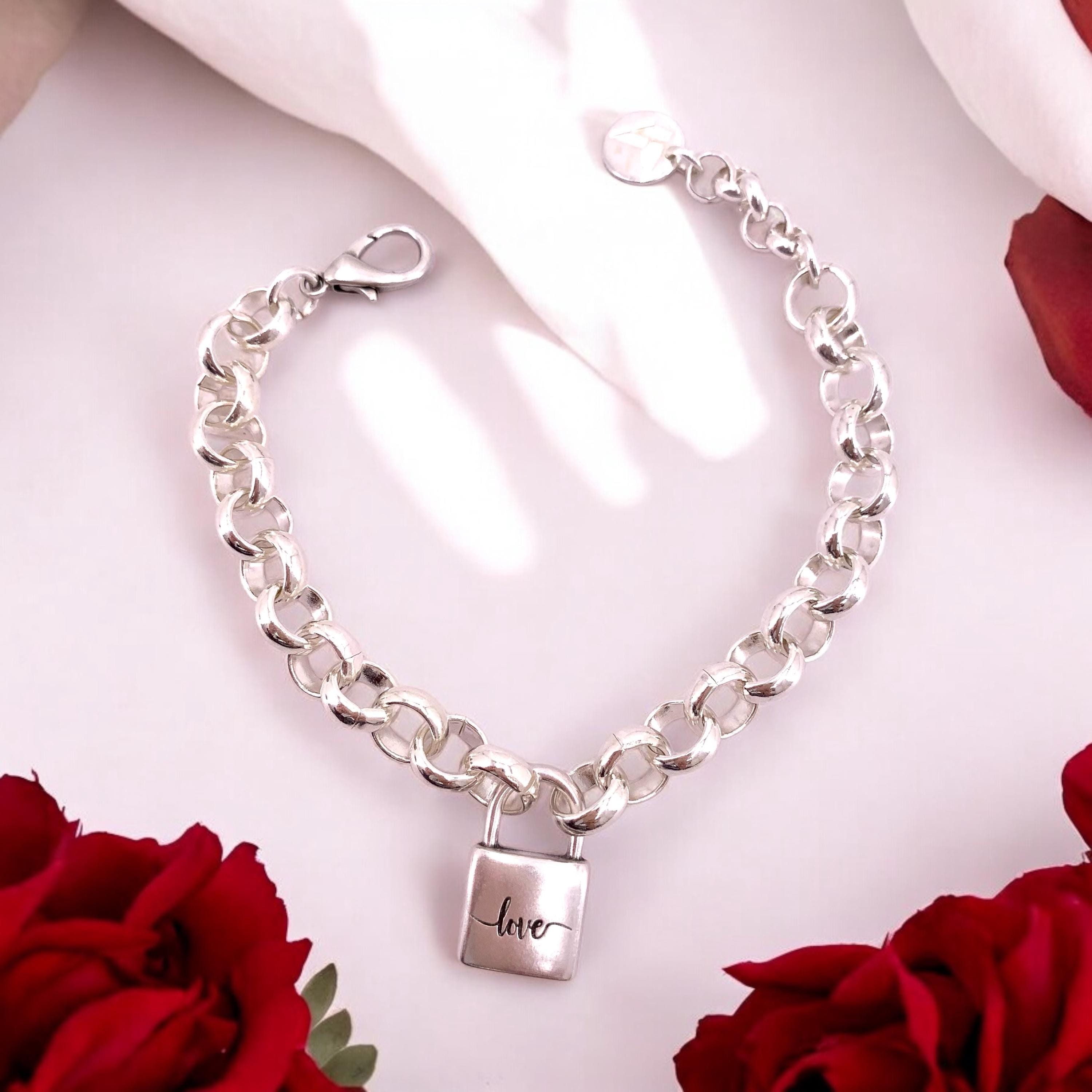 Chunky Silver chain bracelet with padlock, bold link rolo bracelet, heavyweight chain bracelet, voluminous bracelet, uno de 50 style, gift