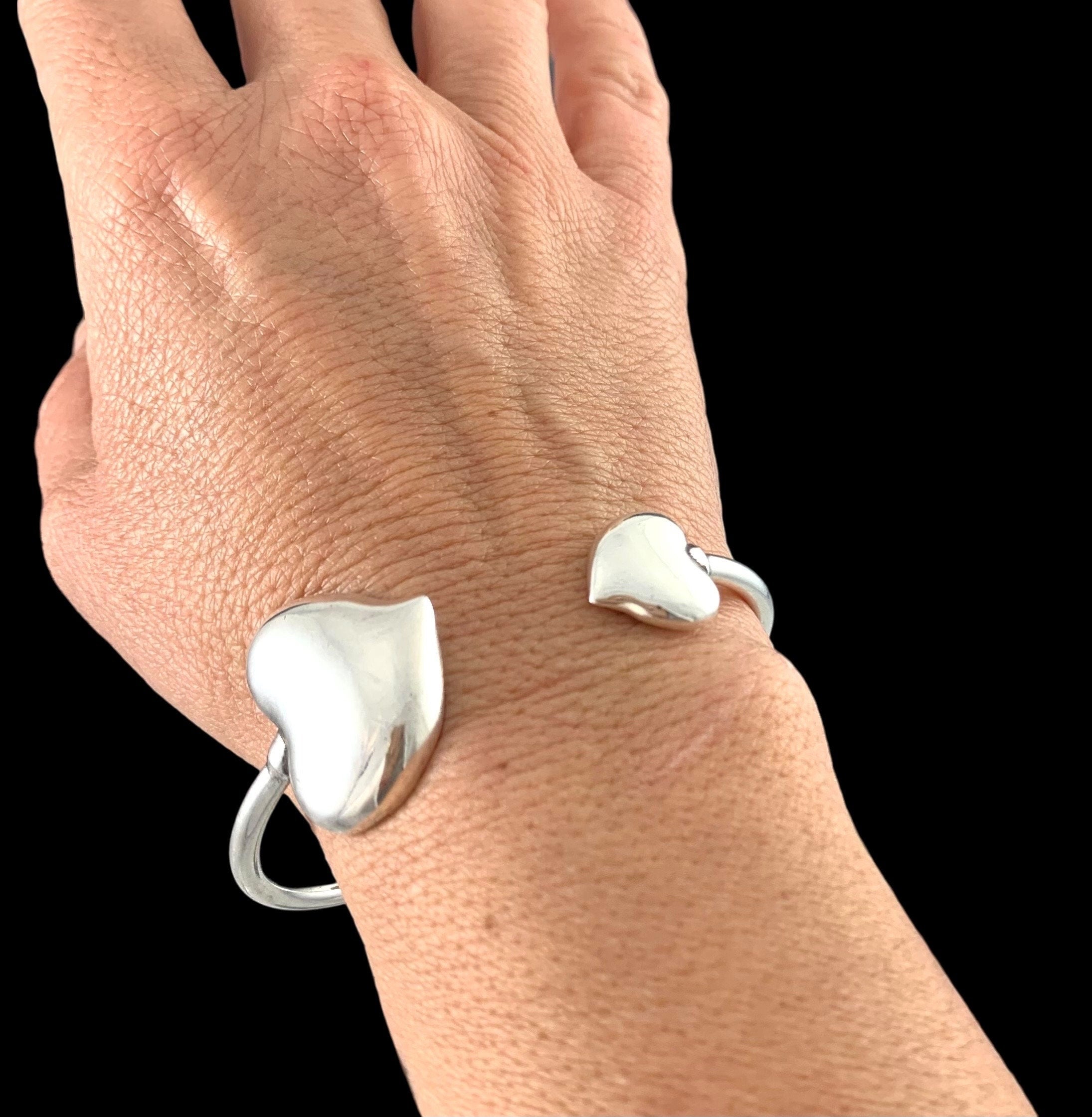Chunky Open Heart Cuff Bracelet – Adjustable Vintage-Inspired Silver Bangle for Women – Sculptural Statement Jewelry -