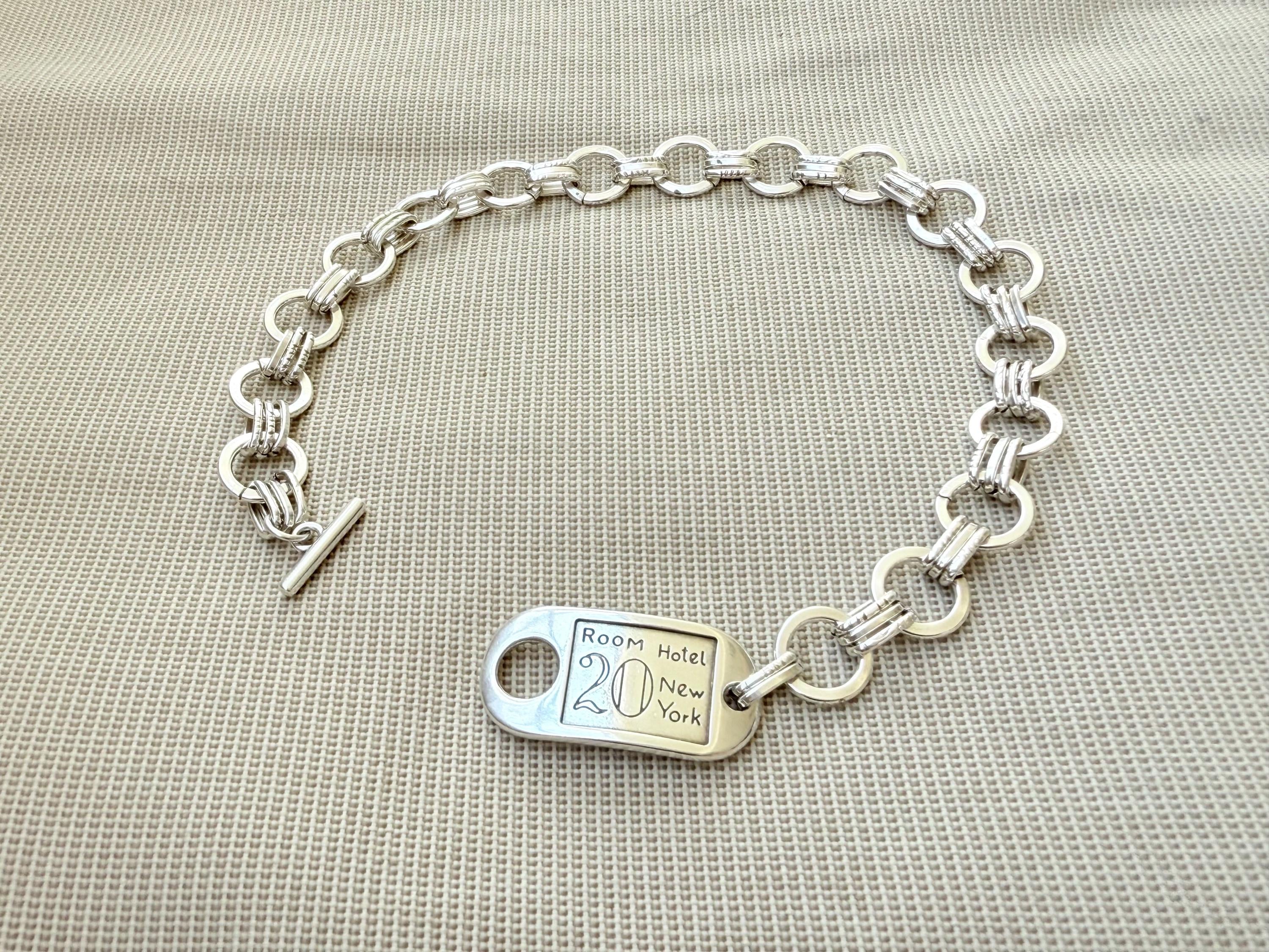 Bold Silver Chain chuny Choker with Statement Toggle – Sculptural ID-Inspired Necklace in Adjustable Lengths - Sculptural necklace