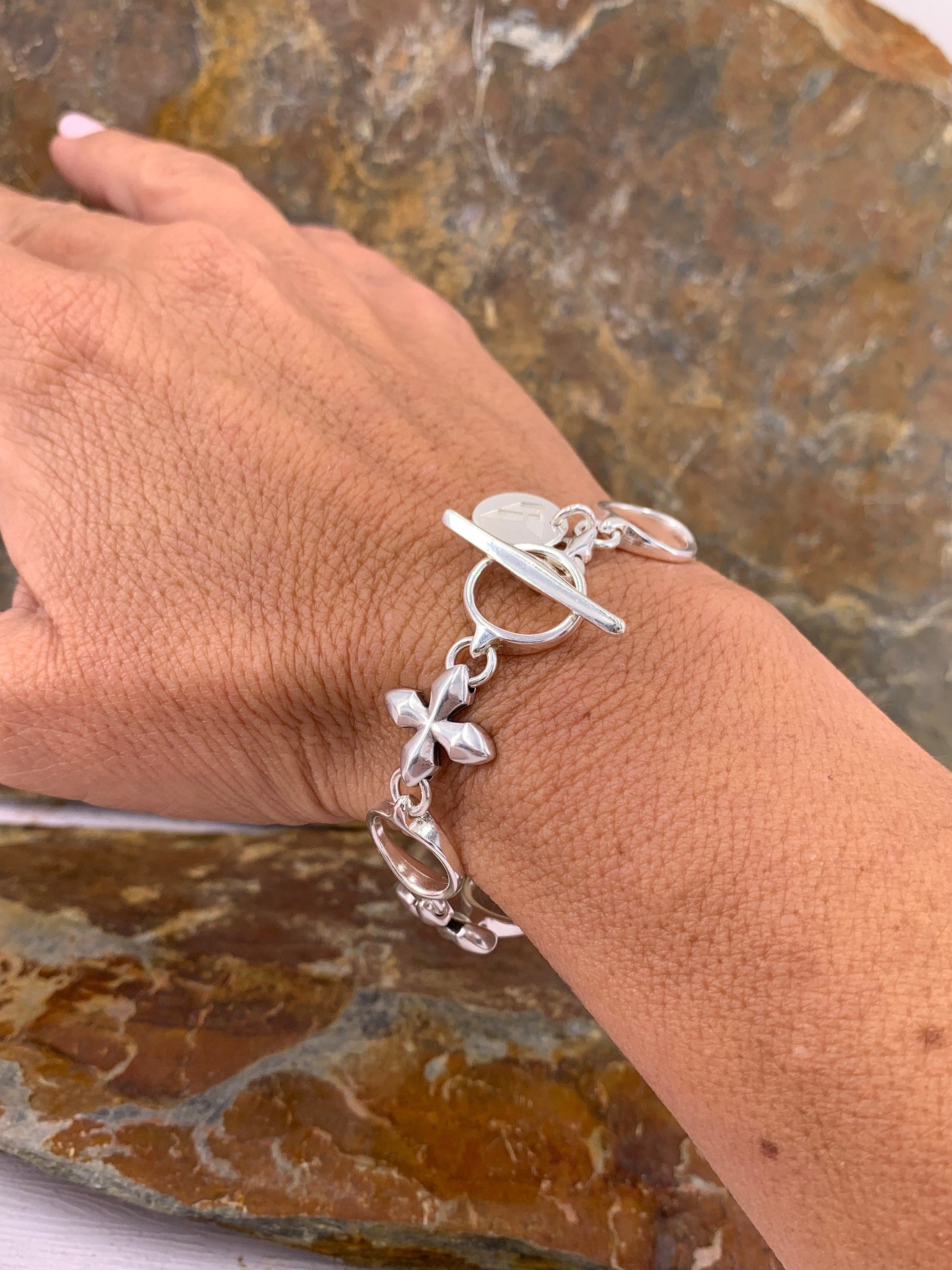 Special silver cross link chain bracelet, silver chain toggle bracelet, bold bracelet, bohemian delicate bracelet, uno de 50 style, gift