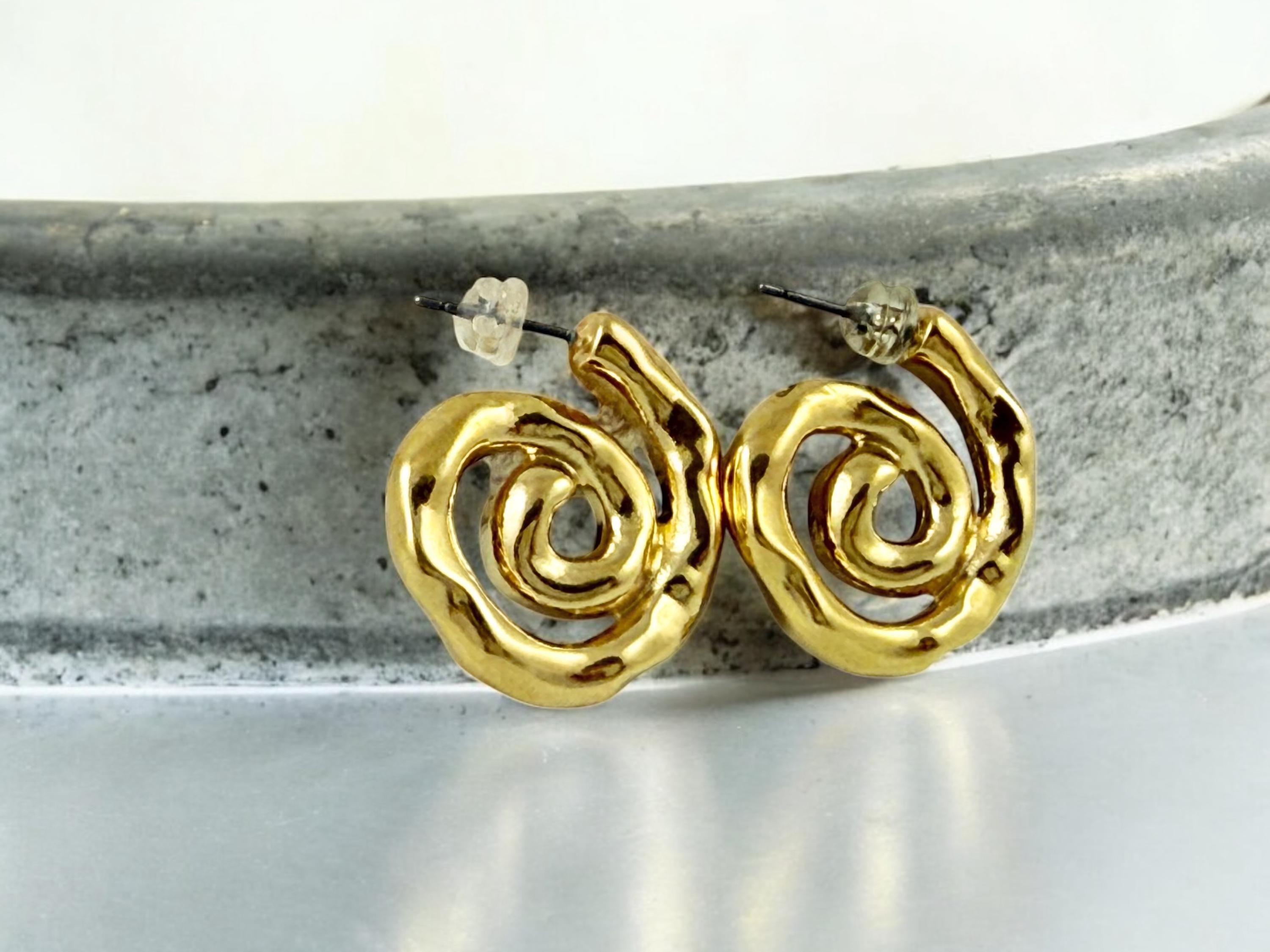 Organic Hammered Golden oversized spiral Earrings – Sculptural Statement Design in 24k Gold – Handmade Gift for Women -gold hoops -