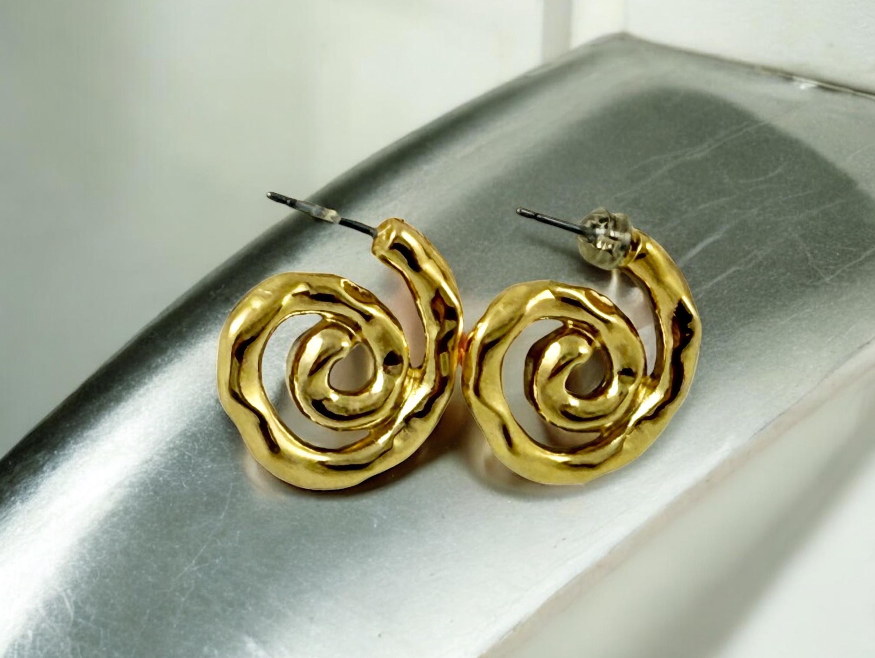 Organic Hammered Golden oversized spiral Earrings – Sculptural Statement Design in 24k Gold – Handmade Gift for Women -gold hoops -