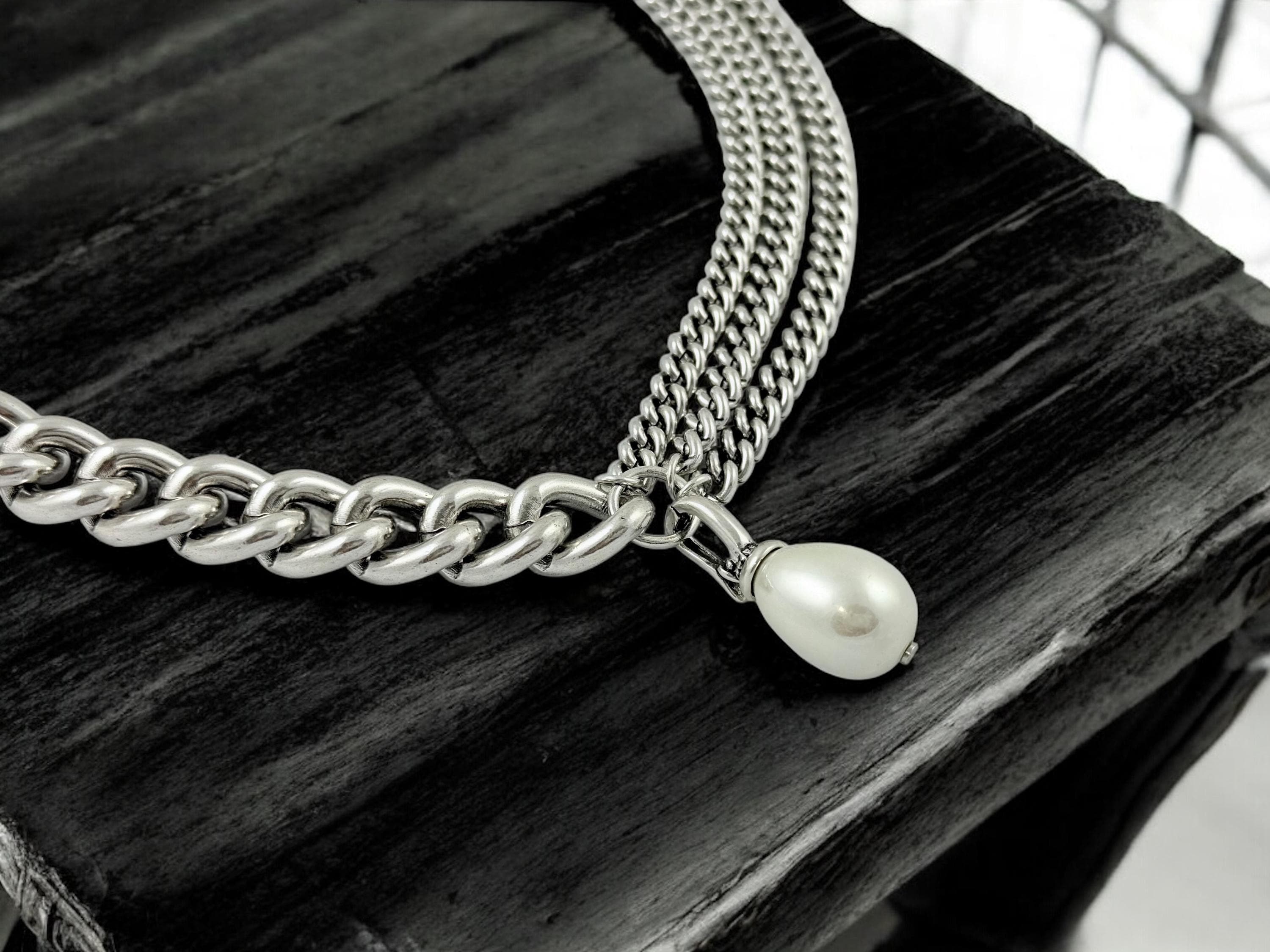Asymmetrical Silver Necklace with Removable Baroque Pearl – Mixed Chain Design in Bold Contemporary Style, uno de 50 style, handmade jewelry