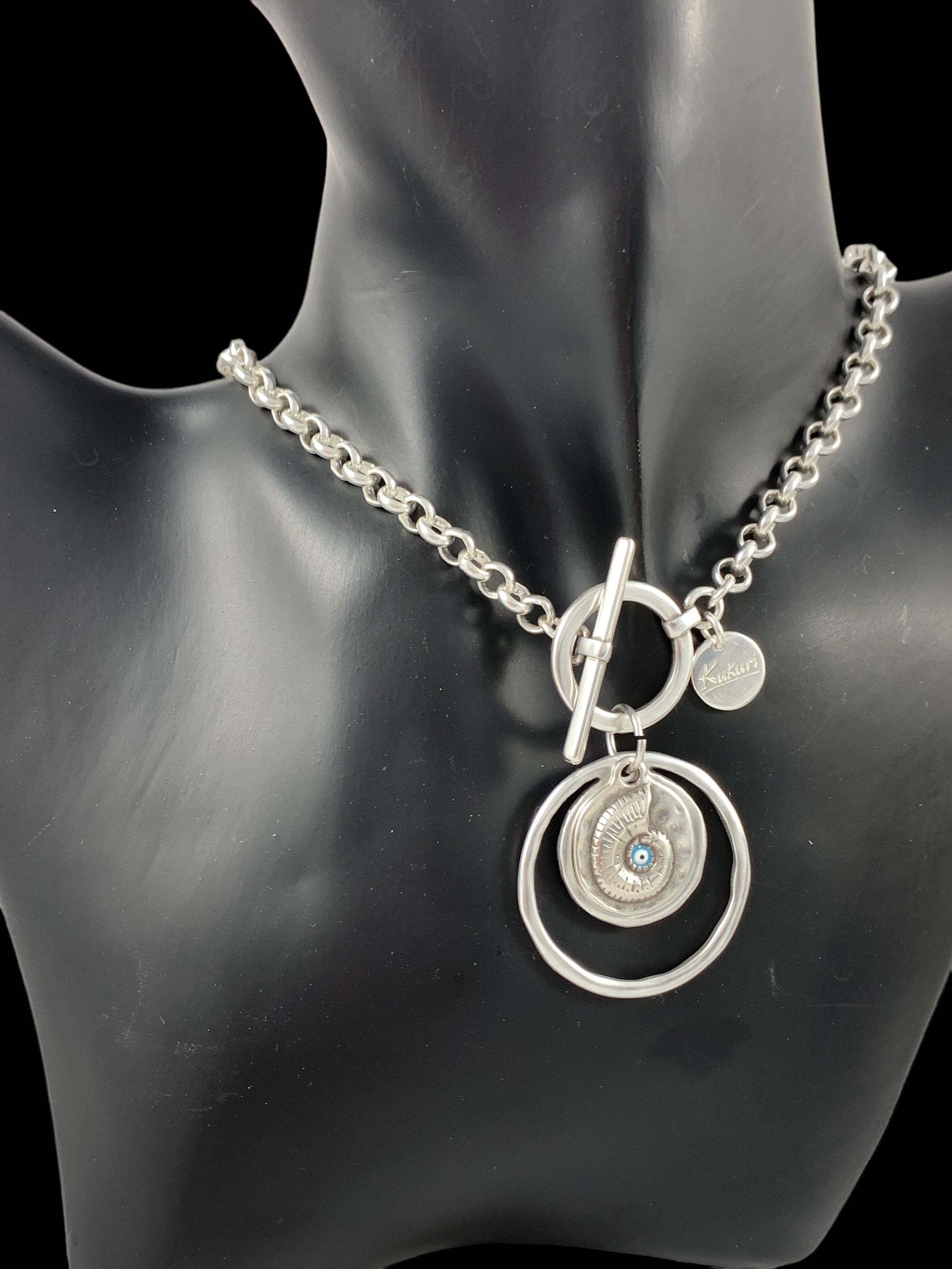 Statement circle pendant chunky silver chain toggle necklace, sisters gift, girlfriend unique birthday present, silver chain toggle necklace