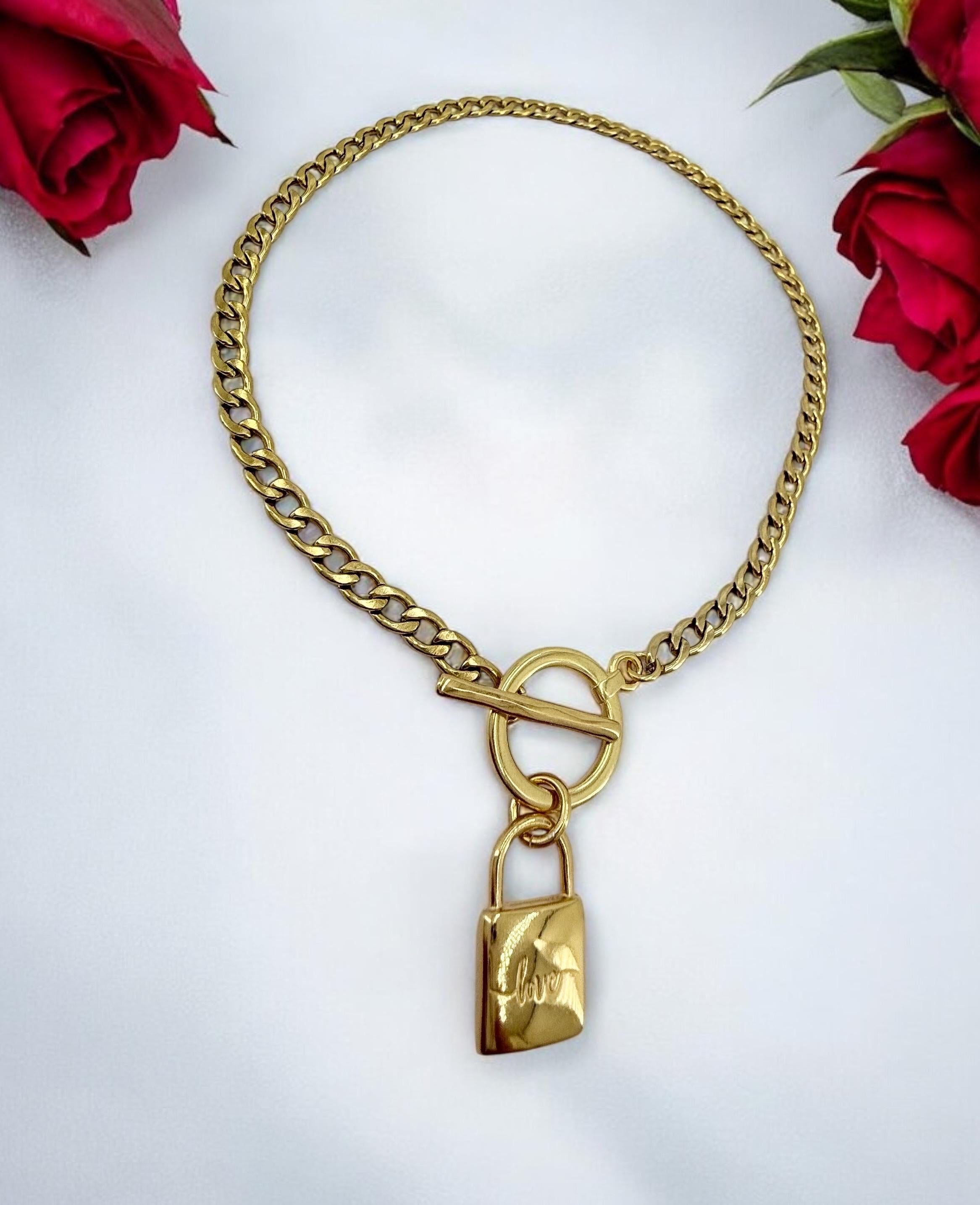 Sculptural Gold Padlock pendant chunky Choker – Cuban Stainless Steel Chain with 24k Gold-Plated Toggle Clasp – Handmade Statement Necklace