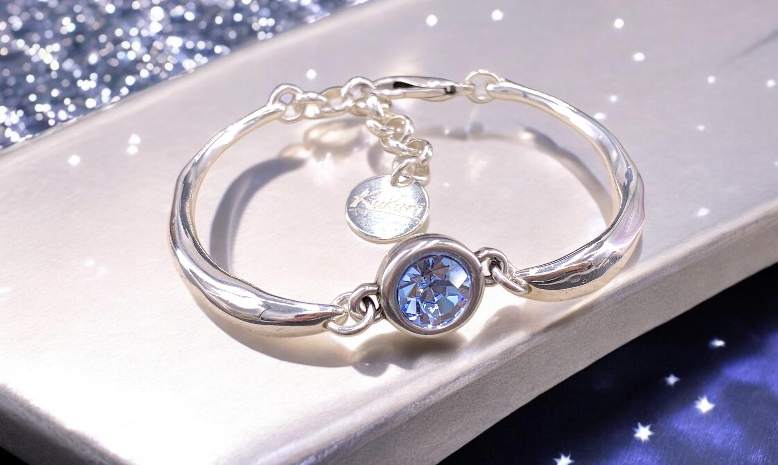 Curved Silver-Plated Bracelet with Swarovski Crystal – Semi-Rigid, Minimalist exclusive Kukuri Design – Handmade Adjustable Jewelry -