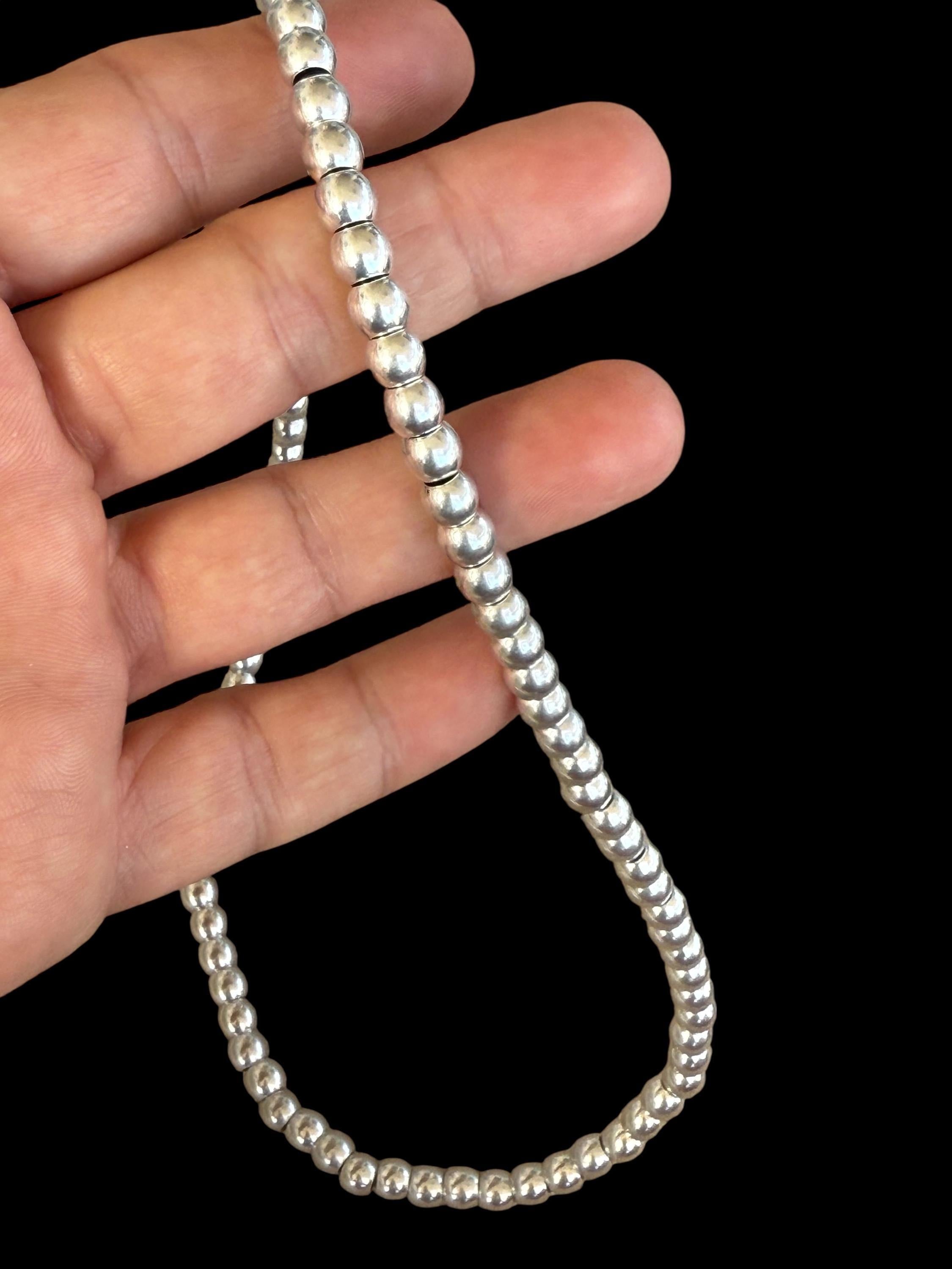 Heavyweight Silver Beaded Necklace – Chunky Zamak Choker with Vintage Boho Style – Handmade Gift for Women - uno de 50 style
