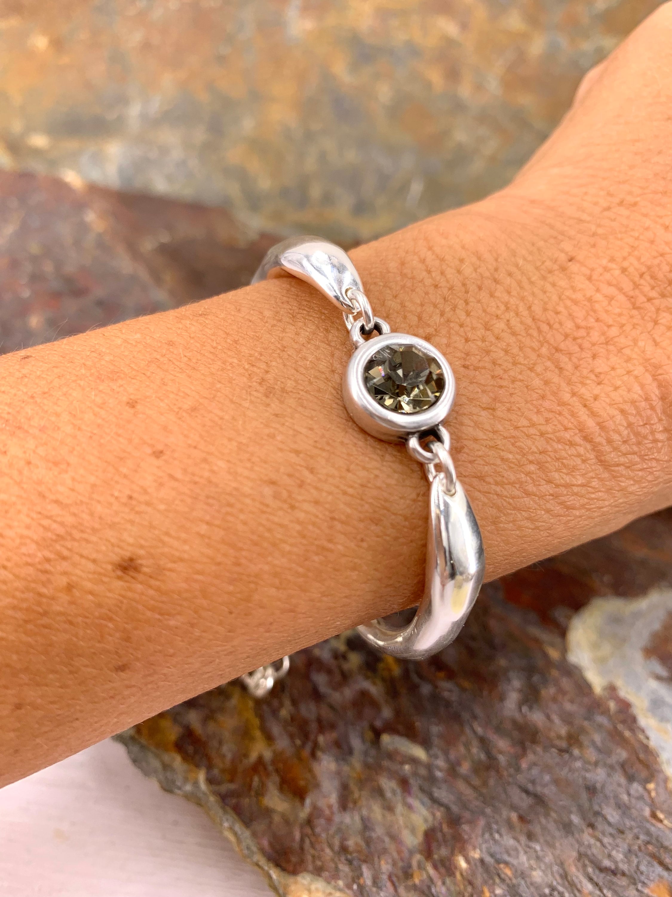 Curved Silver-Plated Bracelet with Swarovski Crystal – Semi-Rigid, Minimalist exclusive Kukuri Design – Handmade Adjustable Jewelry -