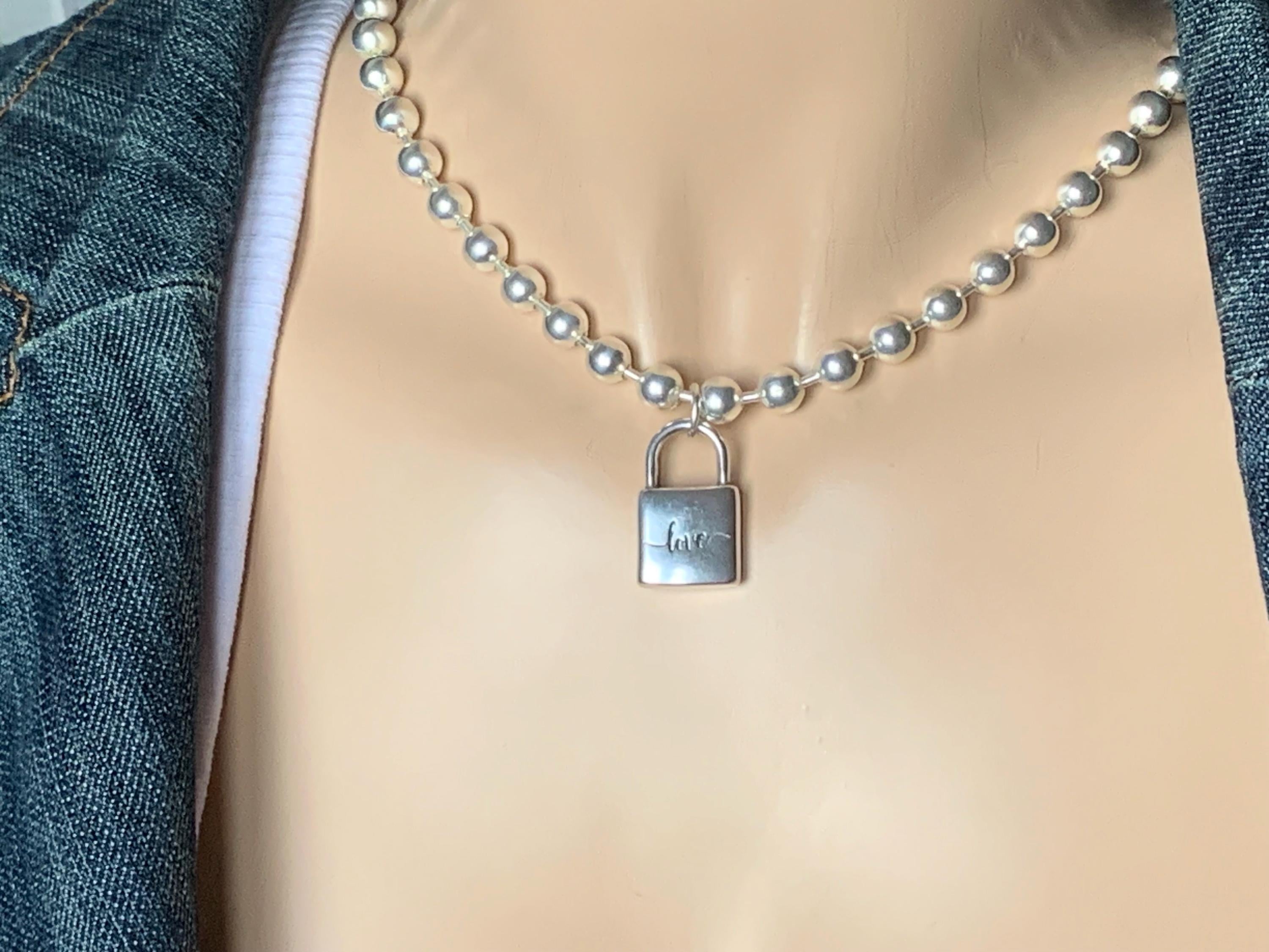 chunky balls silver chain necklace with padlok pendant, thick ball chain necklace, uno de 50 style, silver choker, solid ball chain choker,