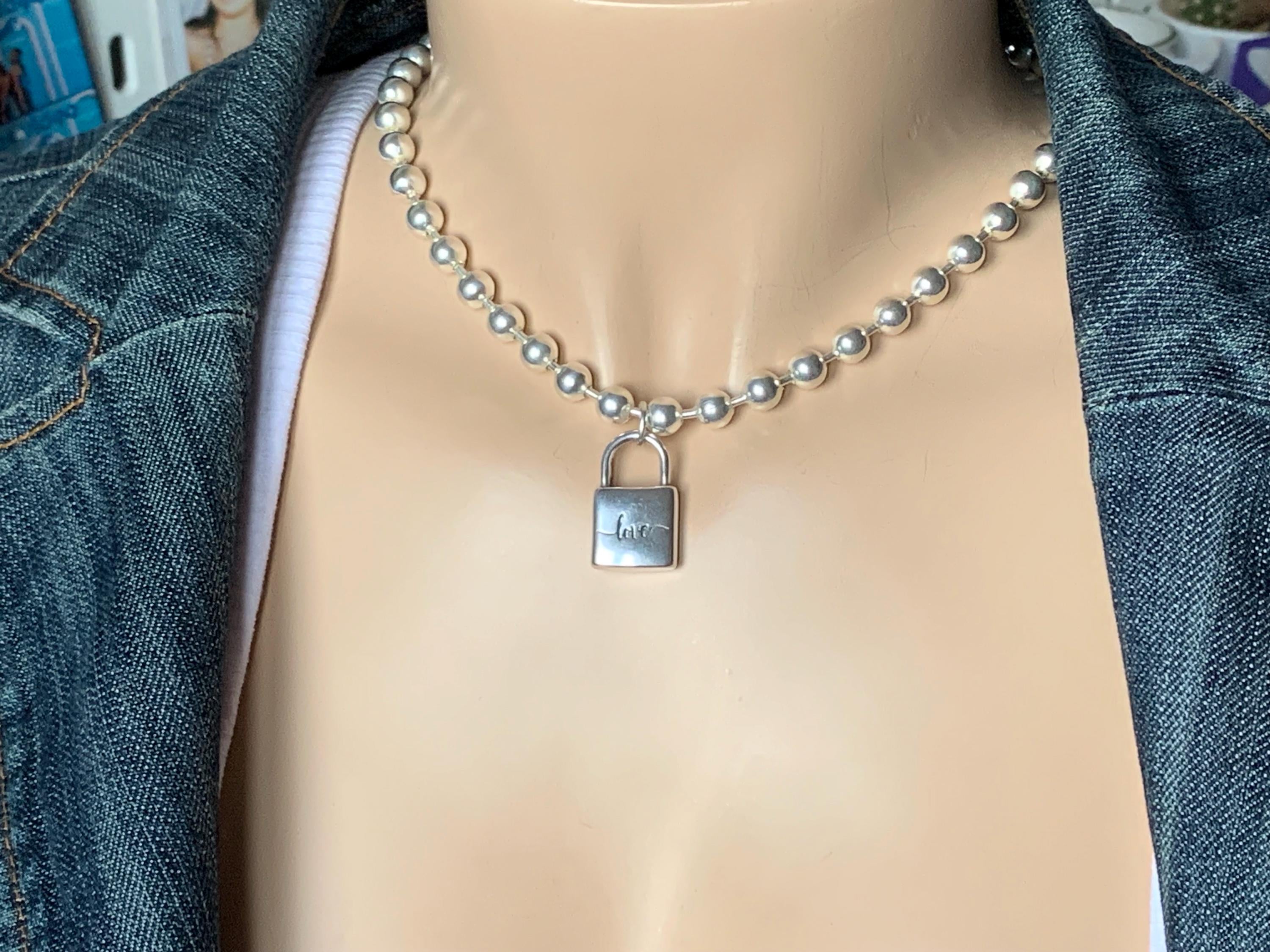 chunky balls silver chain necklace with padlok pendant, thick ball chain necklace, uno de 50 style, silver choker, solid ball chain choker,