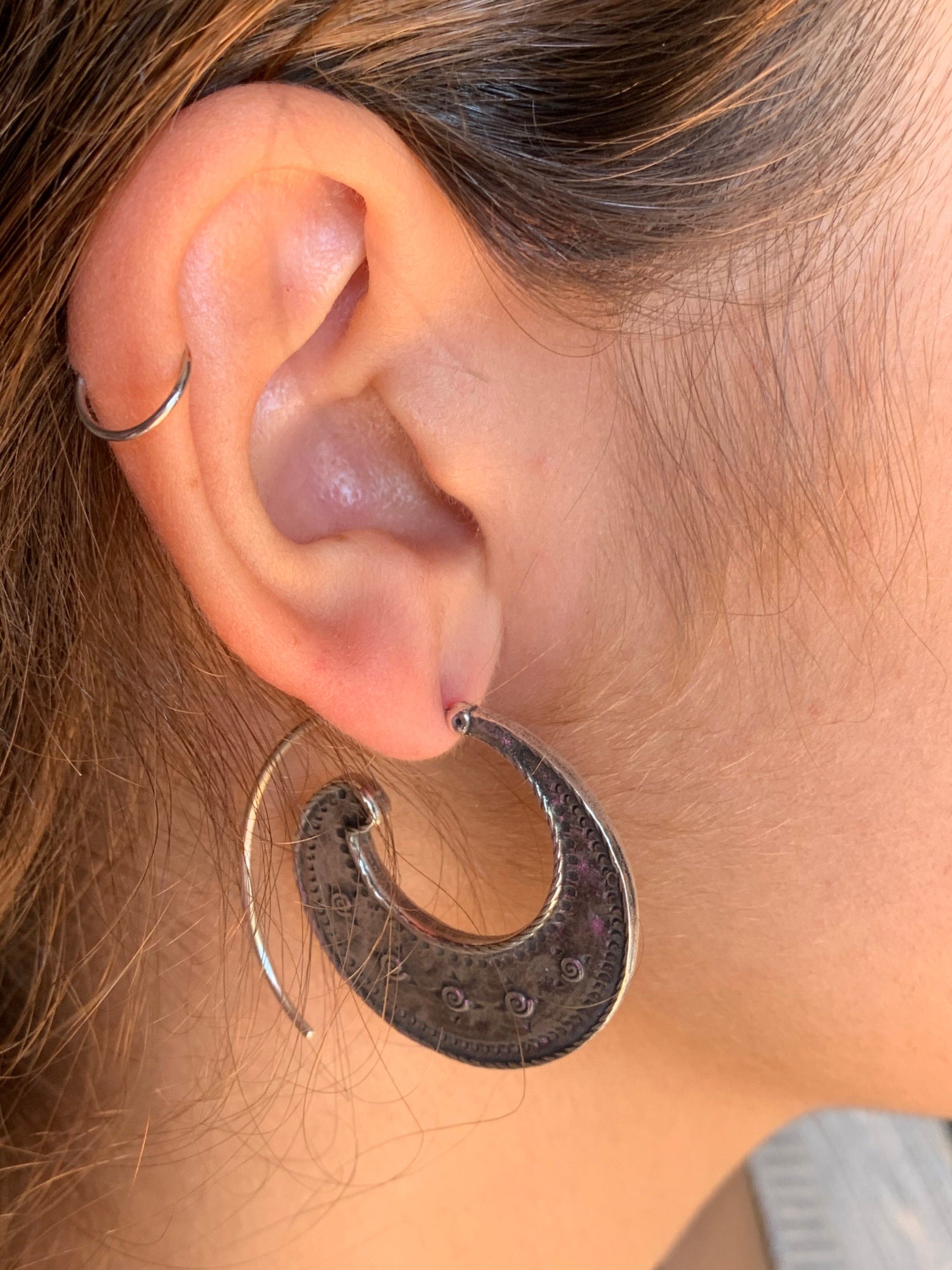 spiral silver silver tribal bohemian style carved earrings in the shape of mandala, original design ethnic silver earrings, gift for friend