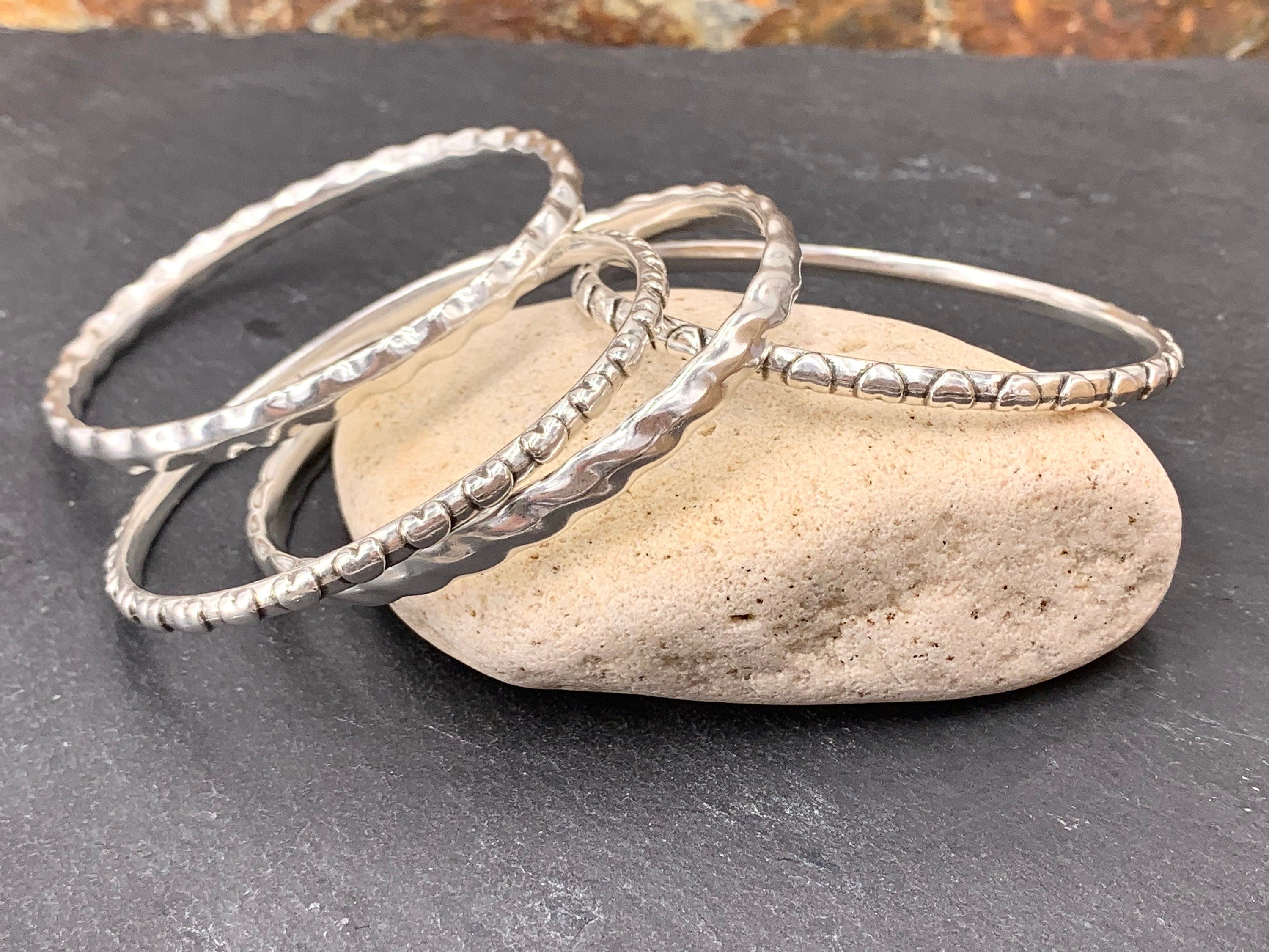 Set of 4 bangle bracelets. Silver bangle bracelet, rigid silver bracelet, hammered bracelet, engraved bangle, gift for women, cuff bracelet