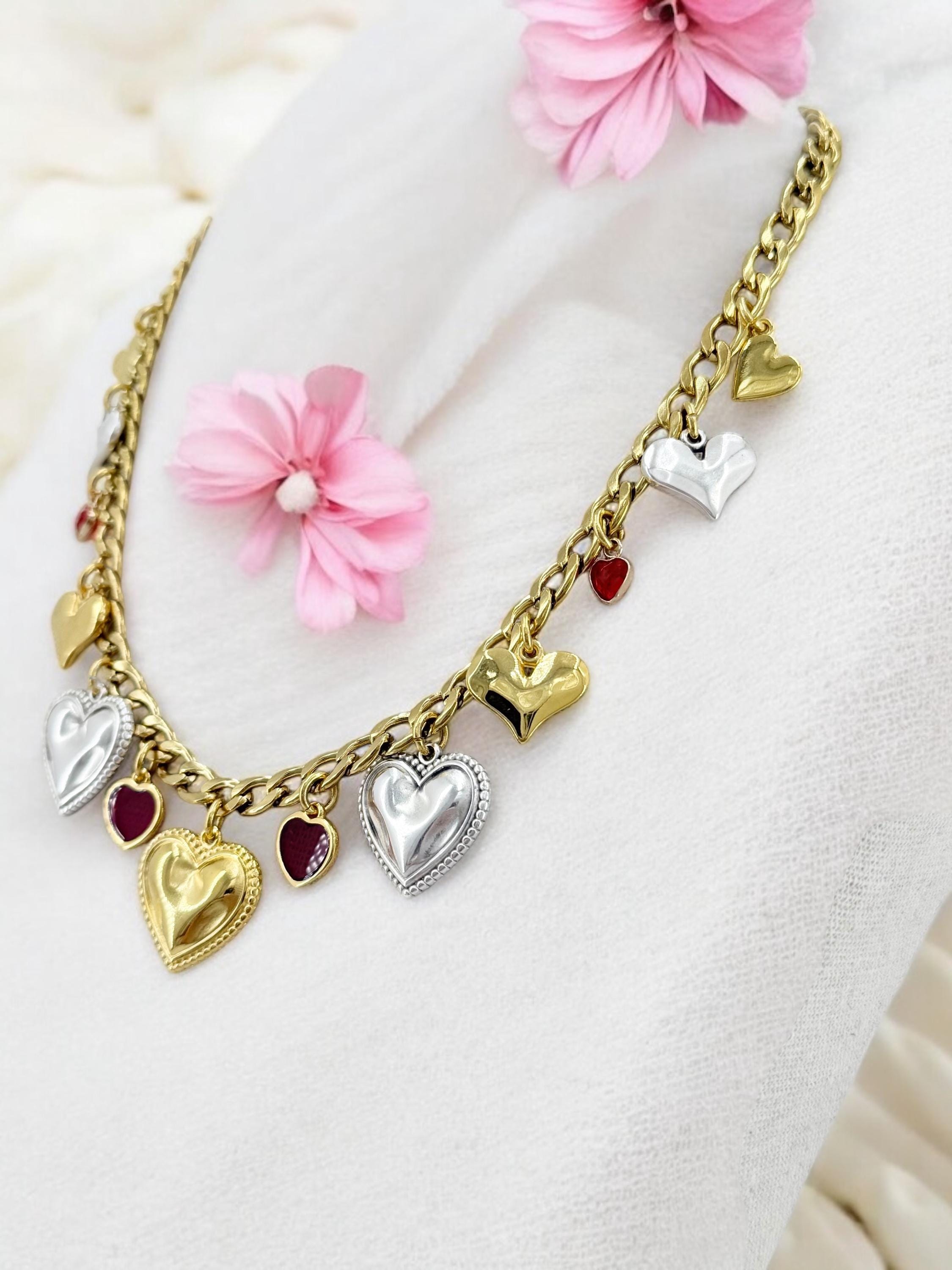 Colorful Heart Charms Necklace – Romantic Boho Style – Adjustable Statement Jewelry for Women – Bold & Playful Gift Idea