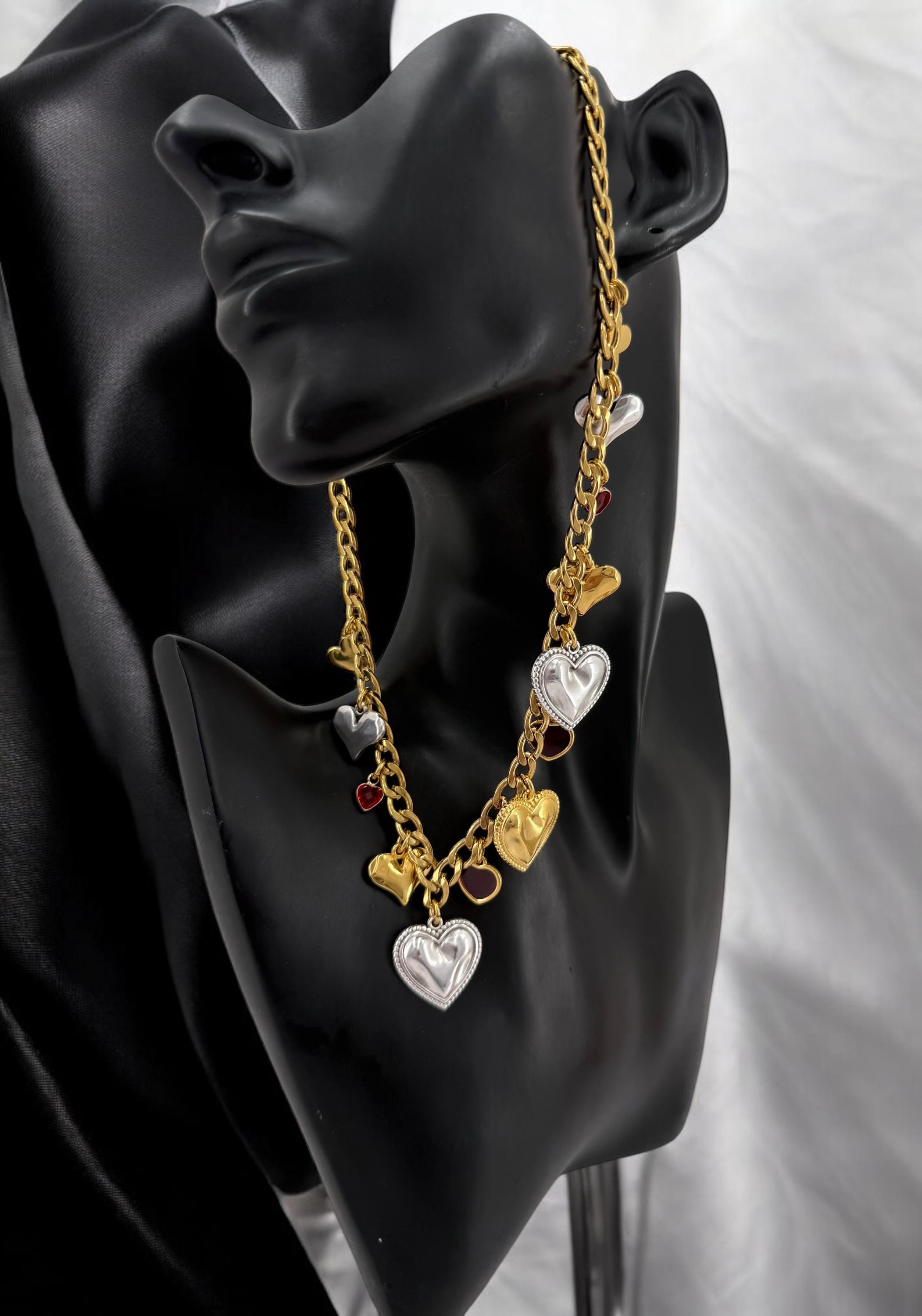 Colorful Heart Charms Necklace – Romantic Boho Style – Adjustable Statement Jewelry for Women – Bold & Playful Gift Idea