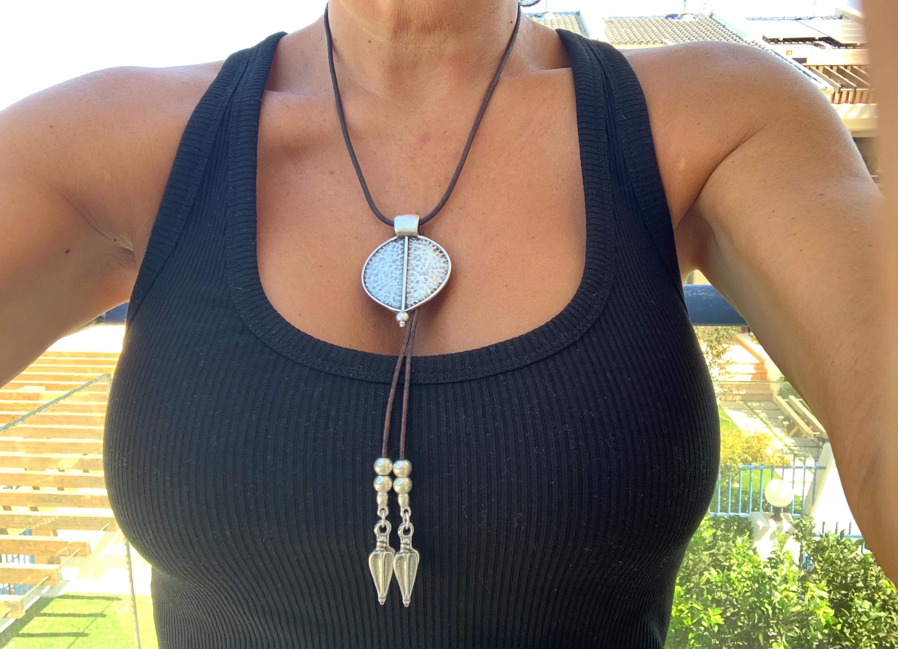 Leather lariat Necklace with Silver-Plated Textured statement Pendant – Handmade Boho Style with Charms and Custom Length, Lobster Clasp