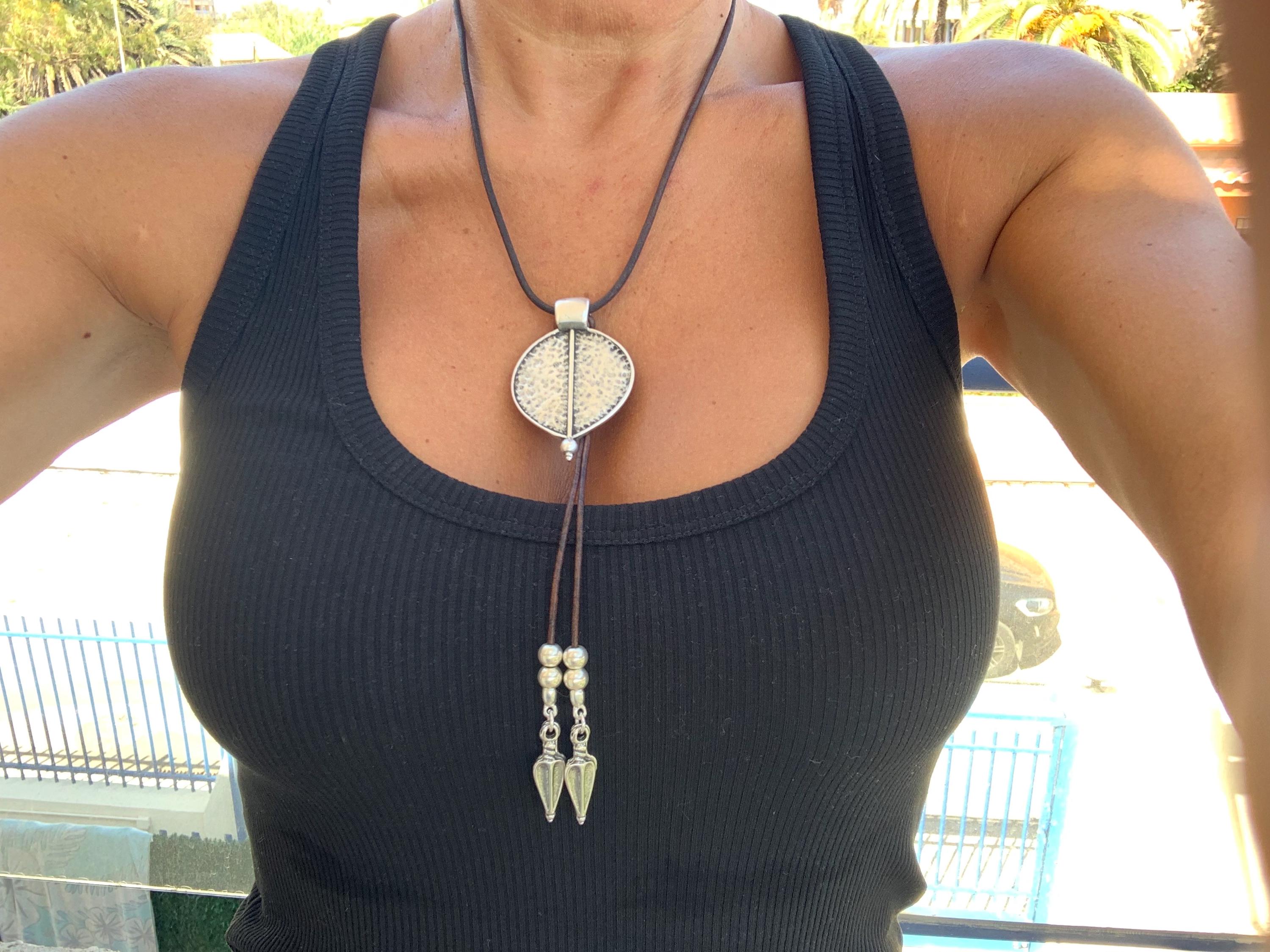 Leather lariat Necklace with Silver-Plated Textured statement Pendant – Handmade Boho Style with Charms and Custom Length, Lobster Clasp