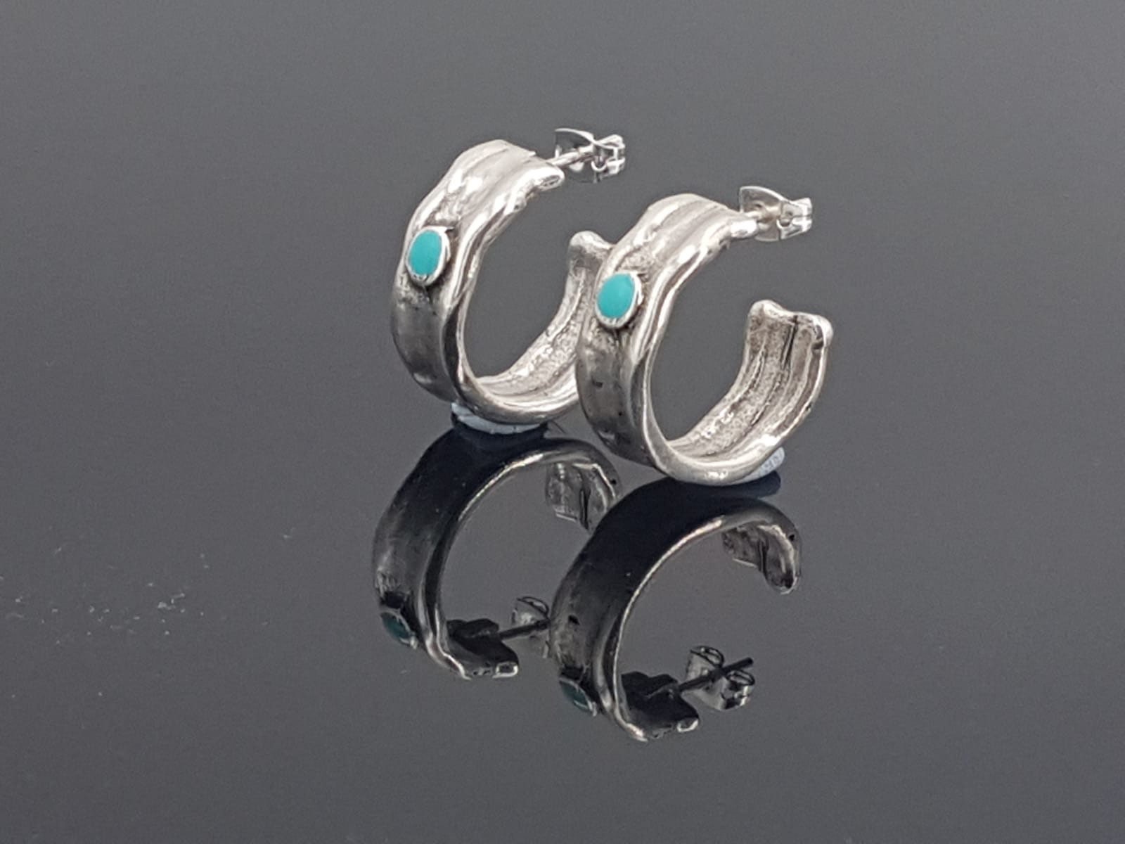 chunky silver earrings, chunky hoops earring, oversize earring, statement earrings, silver hoops earring, uno de 50 style, chunky jewelry
