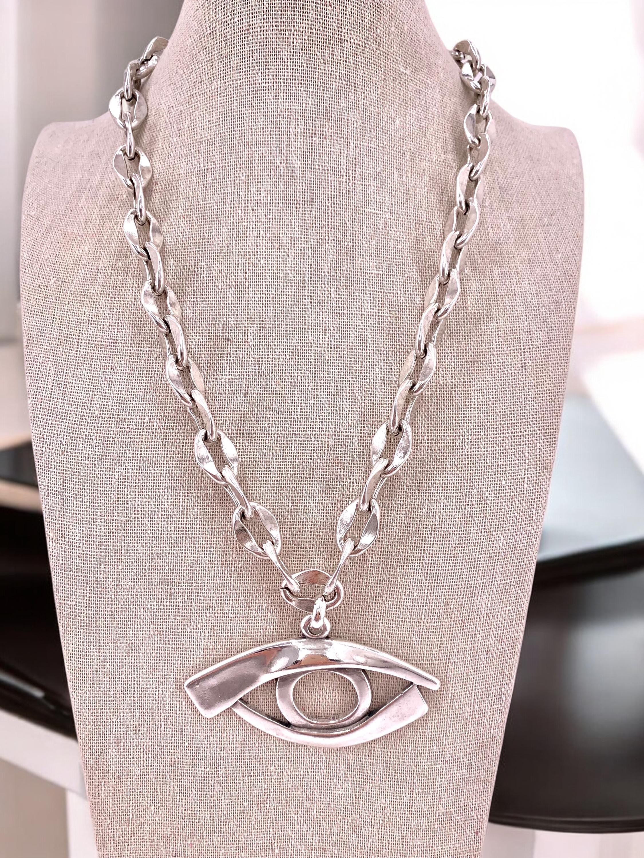 Statement protector eye pendant, chunky silver heavy chain necklace, big pendant silver chain necklace, solid necklace, chunky silver choker